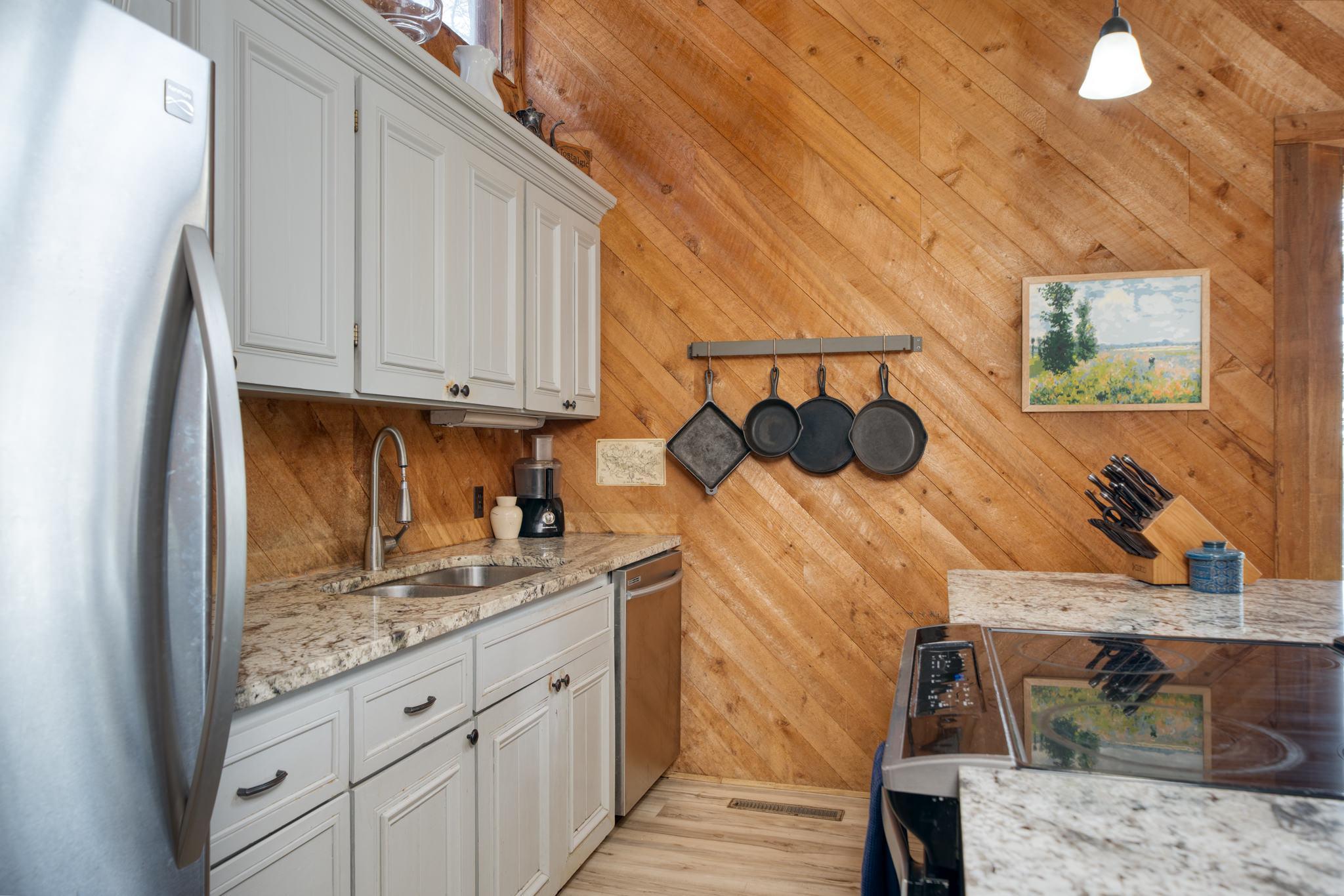1977 single family home for sale at 52384 Becker Road in Bigfork, MN — 3 bed, 1 bath (photo 20 of 53)