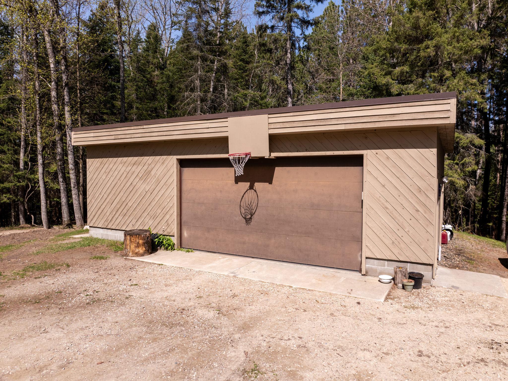 1977 single family home for sale at 52384 Becker Road in Bigfork, MN — 3 bed, 1 bath (photo 39 of 53)