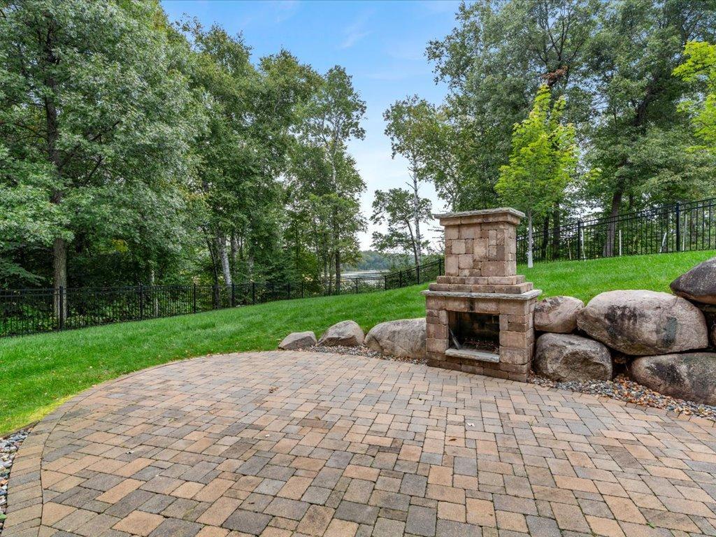 2007 single family home for sale at 3658 Padre Court in Nisswa, MN — 4 bed, 3 bath (photo 4 of 49)