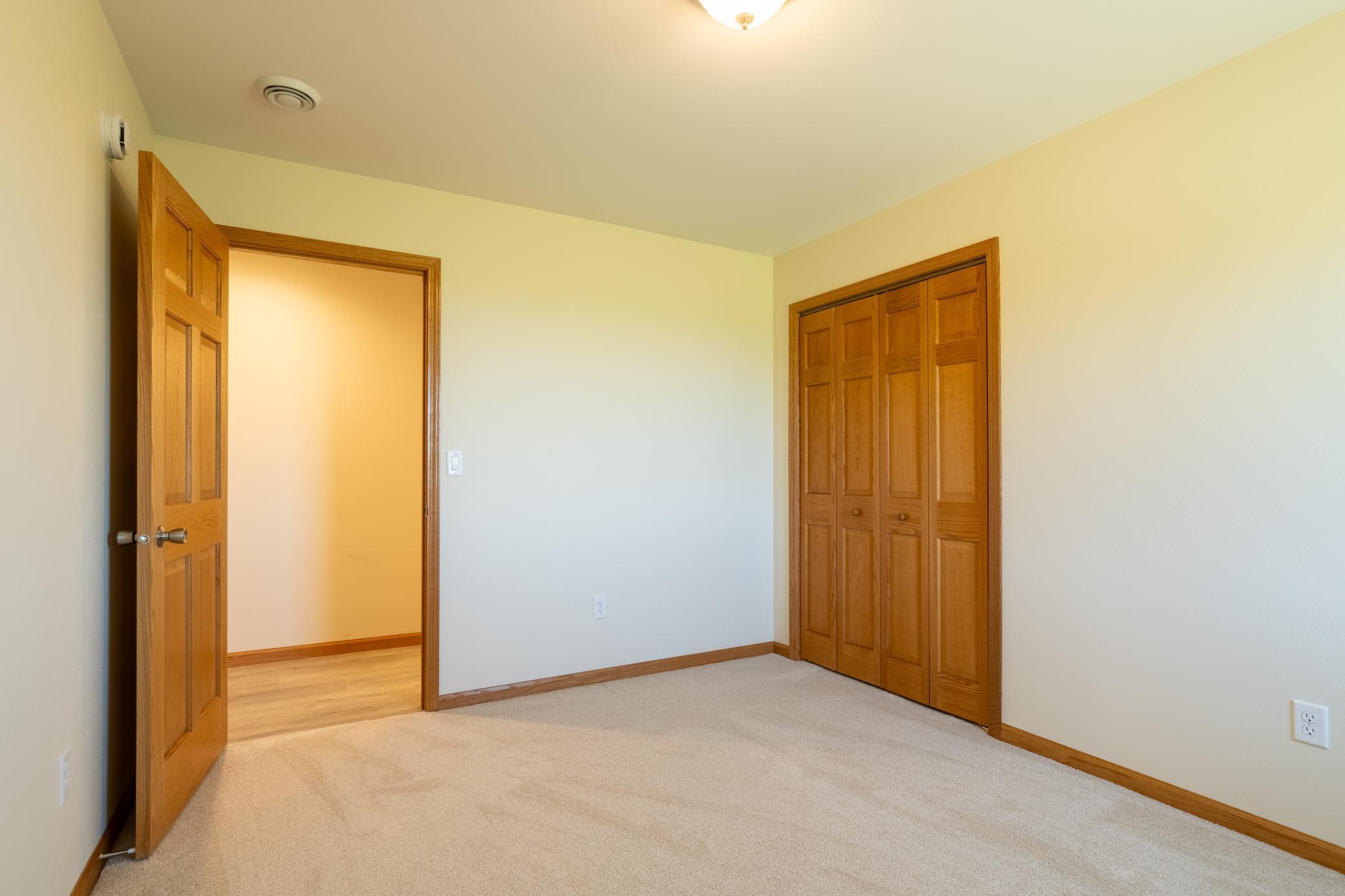 1246 4th Street NW, Valley City ND 58072 - Photo 20 of 32