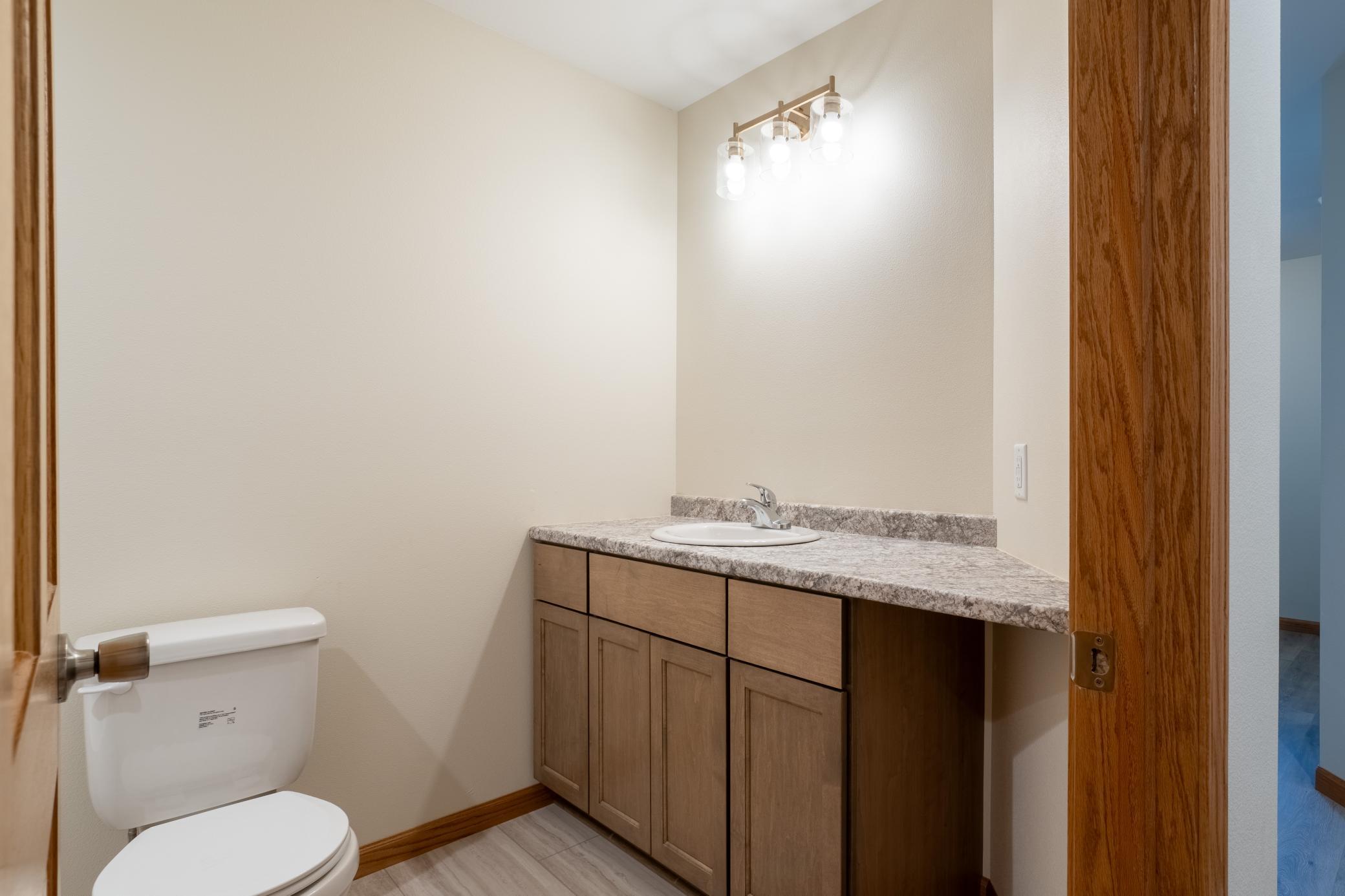 1246 4th Street NW, Valley City ND 58072 - Photo 21 of 32