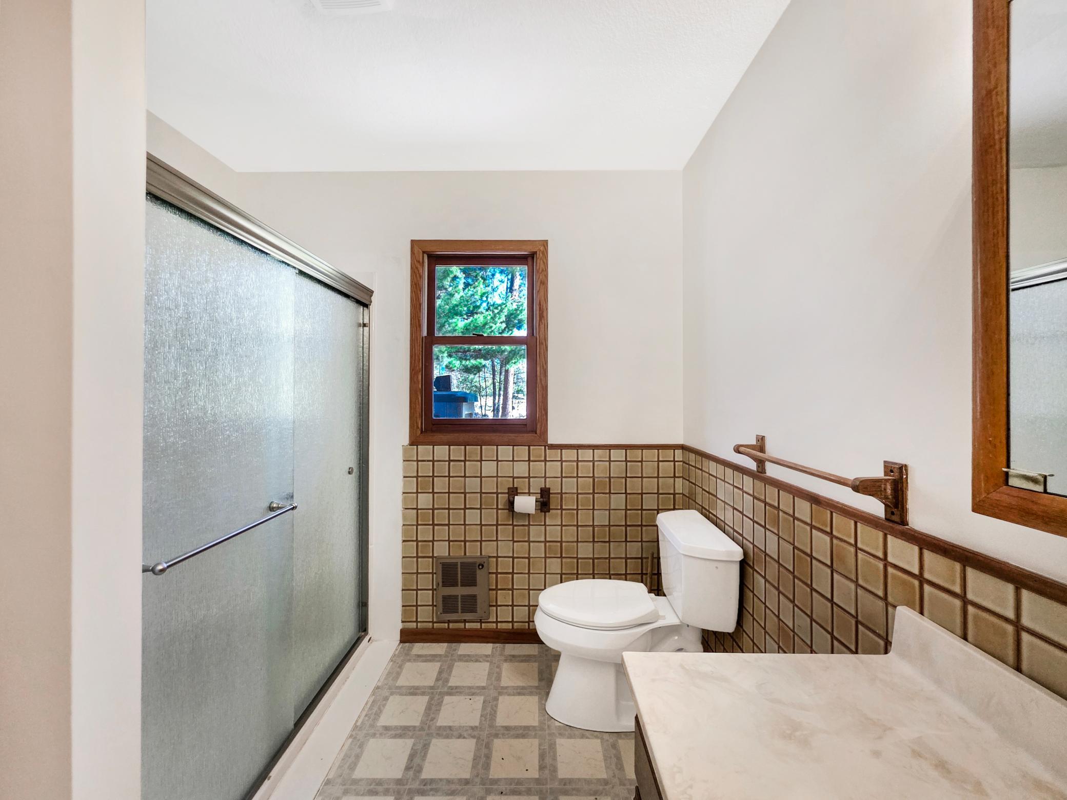 1980 single family home for sale at 310 Wagonner Avenue E in Hackensack, MN — 3 bed, 2 bath (photo 18 of 29)