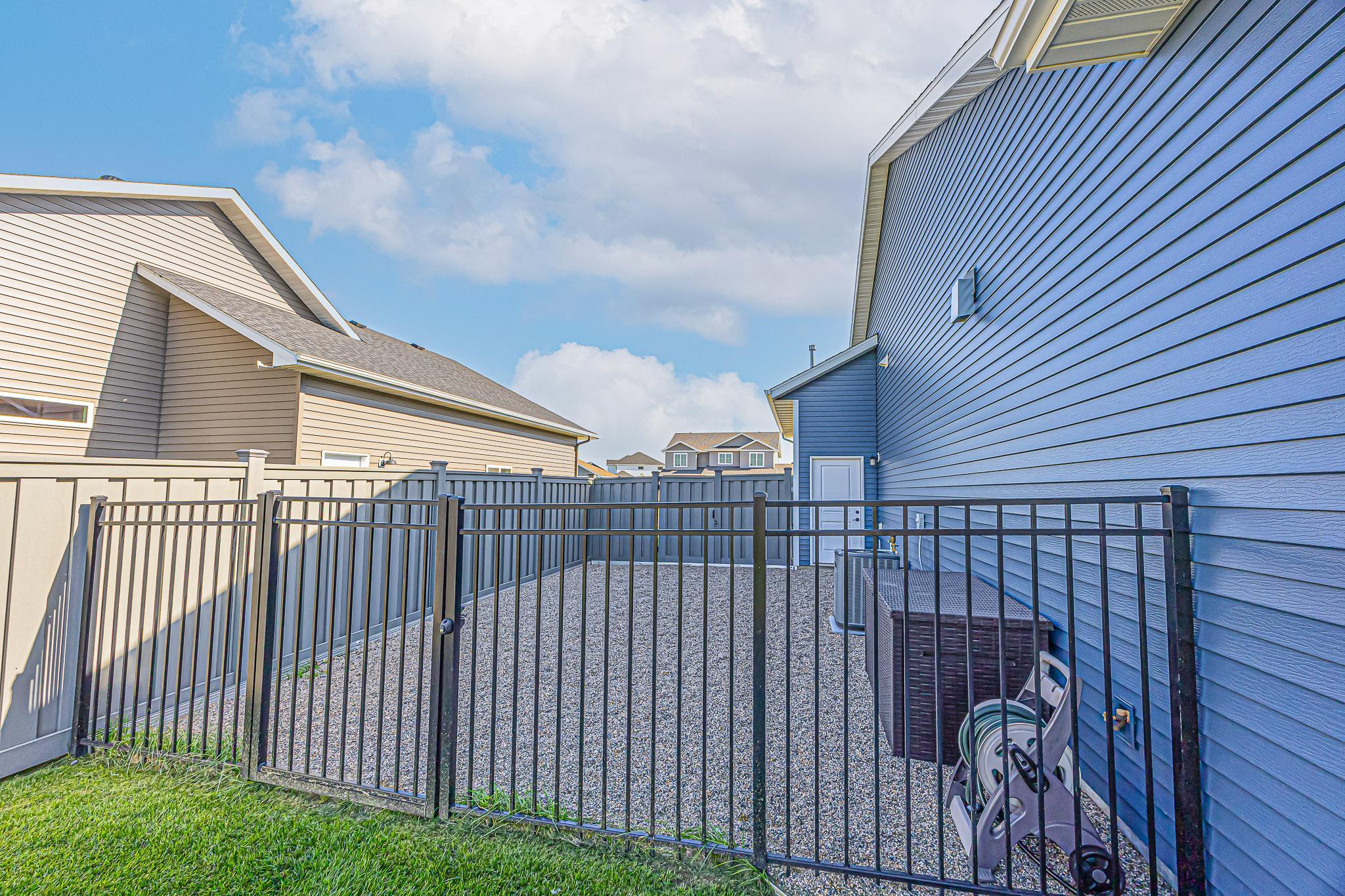 6969 Golden Valley Parkway S, Fargo ND 58104 - Photo 13 of 70