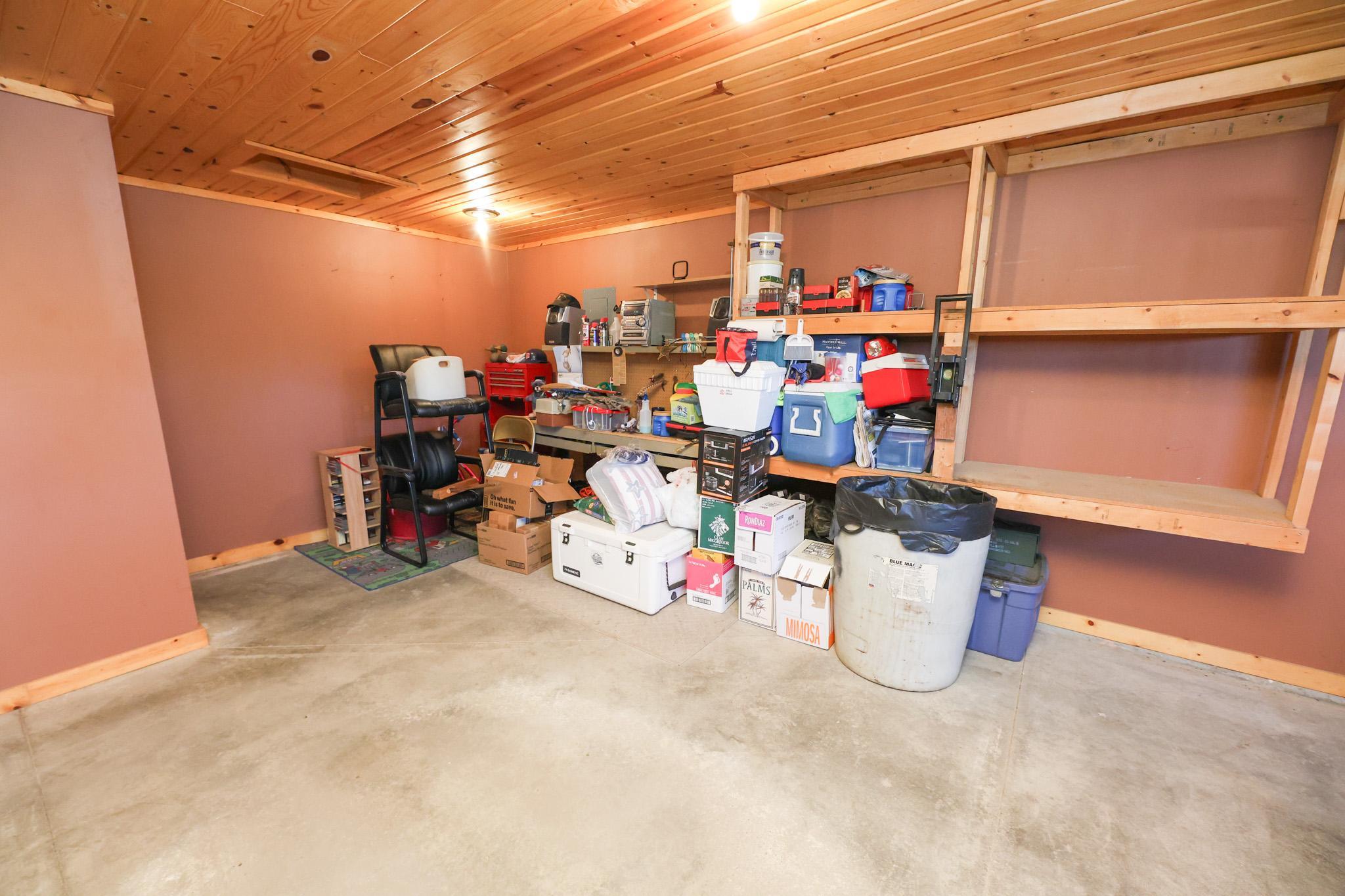 2009 home for sale at 635 Dewberry Lane in Alexandria, MN — 2 bed, 2 bath (photo 30 of 37)