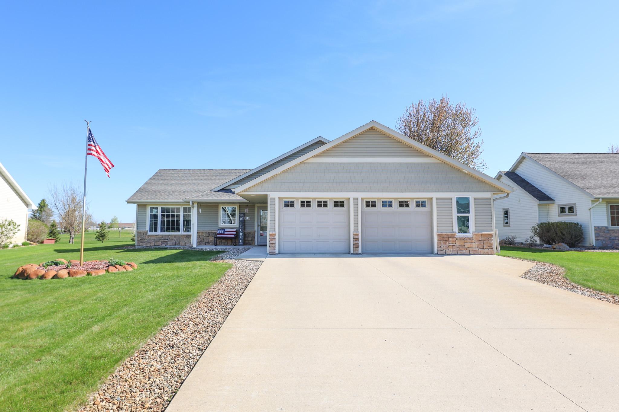 2009 home for sale at 635 Dewberry Lane in Alexandria, MN — 2 bed, 2 bath