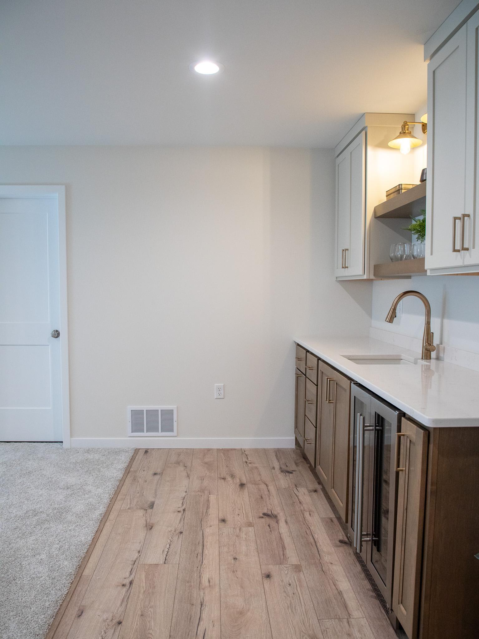 3612 Decorah Way S, Fargo ND 58104 - Photo 4 of 55