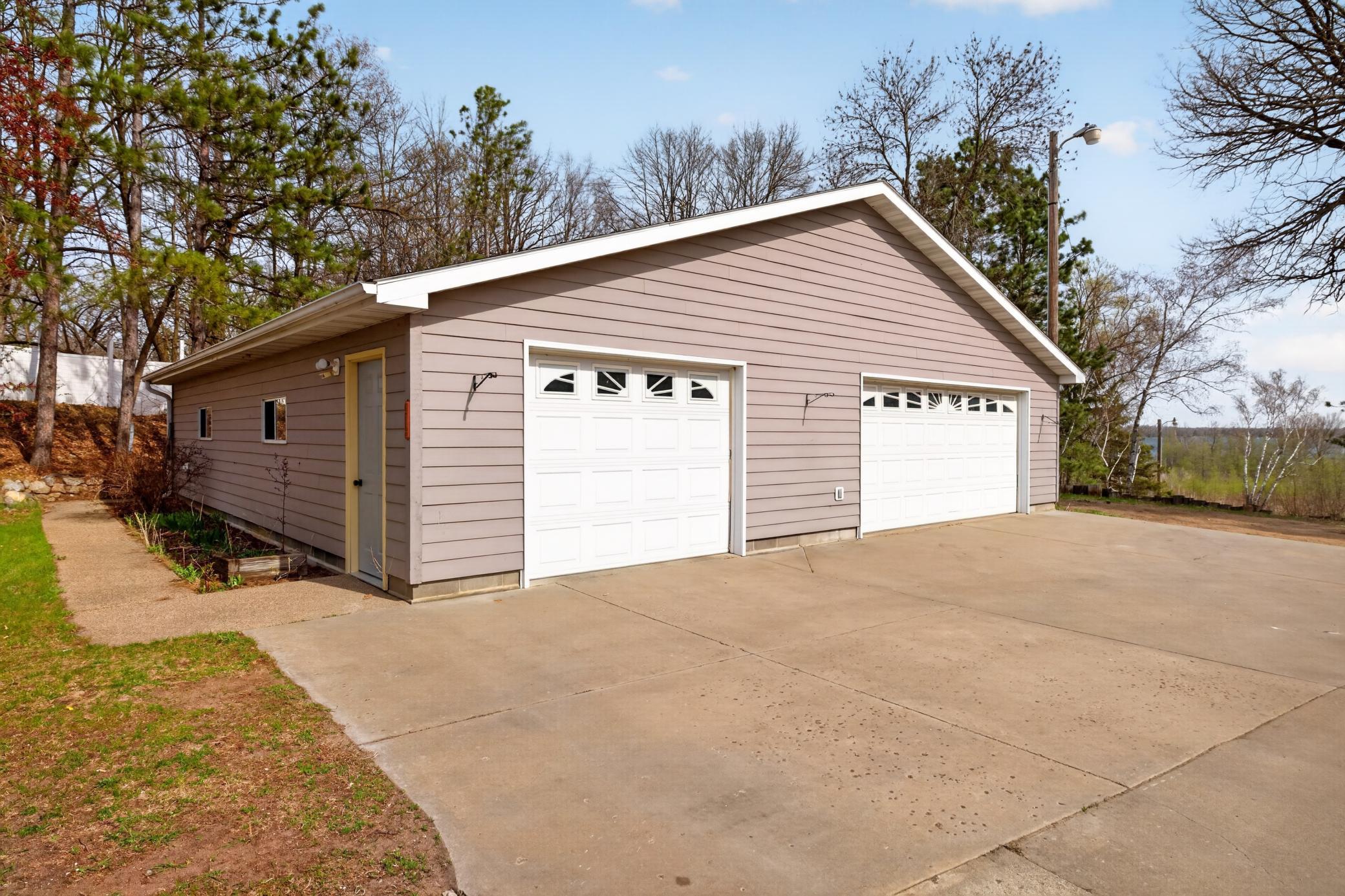 1972 single family home for sale at 14156 Eagleridge Circle in Park Rapids, MN — 3 bed, 2 bath (photo 24 of 39)