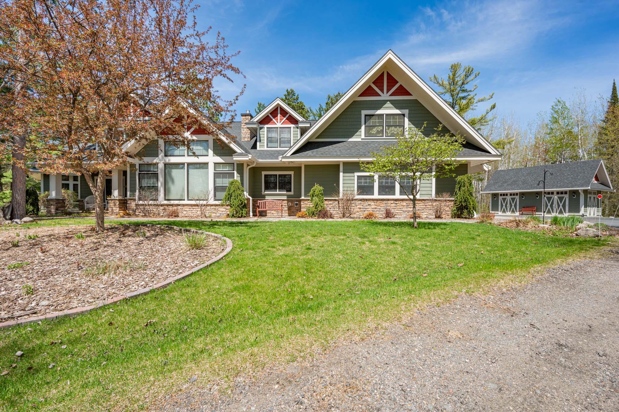 2004 single family home for sale at 46890 Smith Lake Road in Marcell, MN — 4 bed, 4 bath (photo 2 of 12)