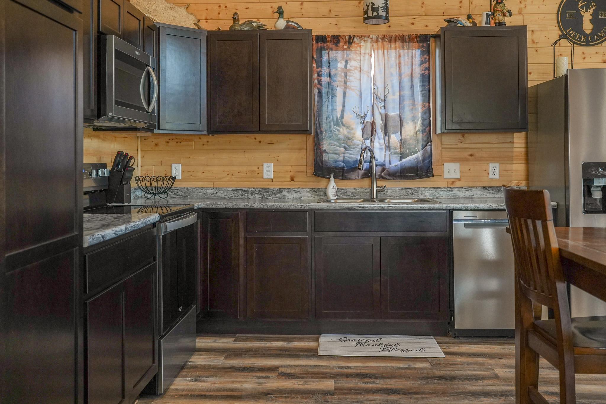 2024 single family home for sale at 18156 420th Street SE in Winger, MN — 4 bed, 2 bath (photo 22 of 71)