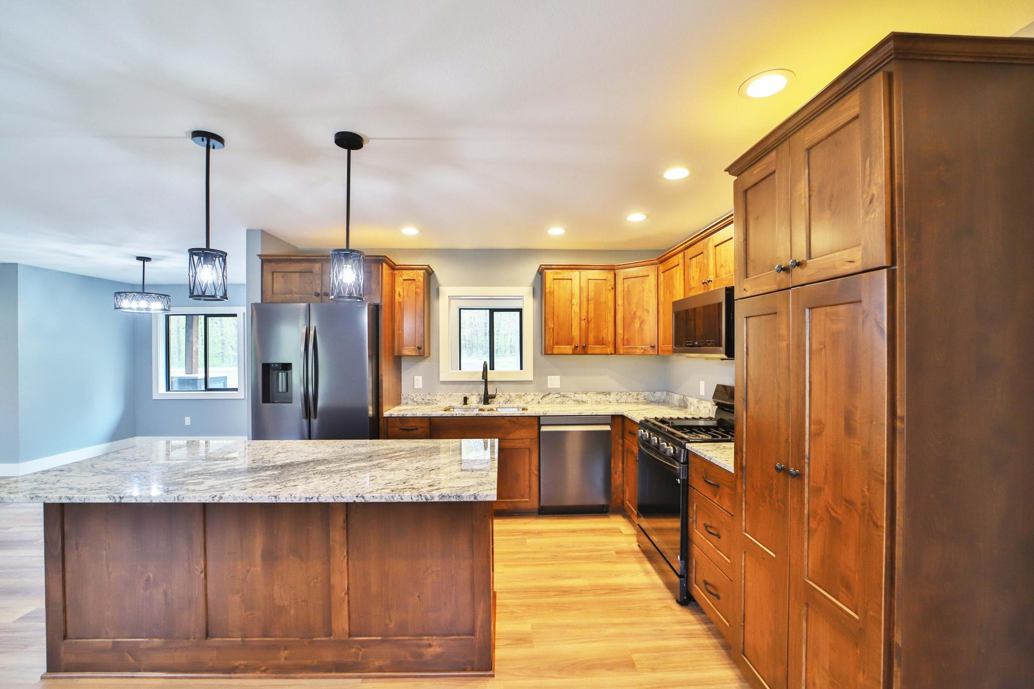 2026 single family home for sale at 10722 Brayton Road in Brainerd, MN — 3 bed, 3 bath (photo 2 of 55)