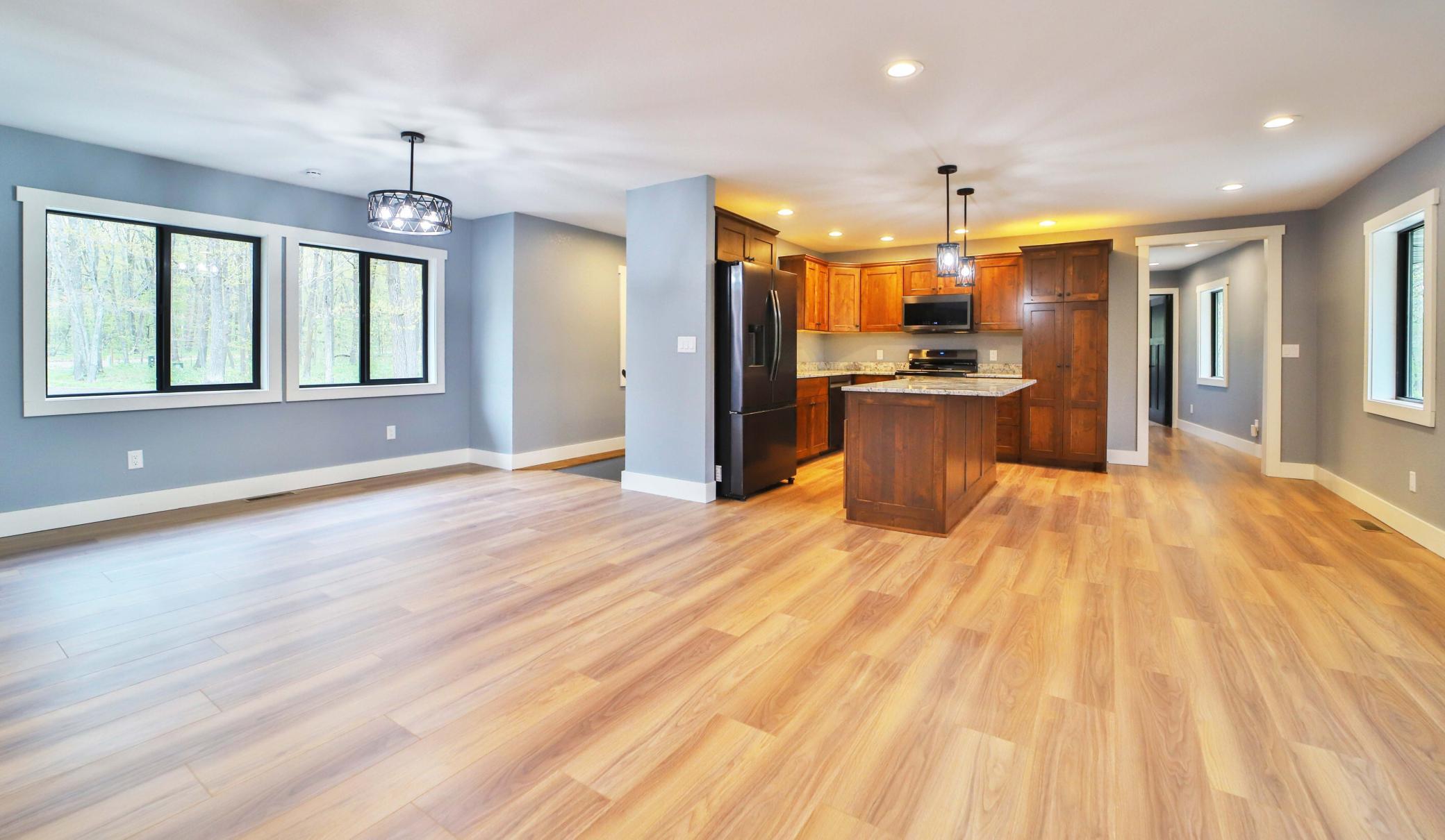 2026 single family home for sale at 10722 Brayton Road in Brainerd, MN — 3 bed, 3 bath (photo 13 of 55)