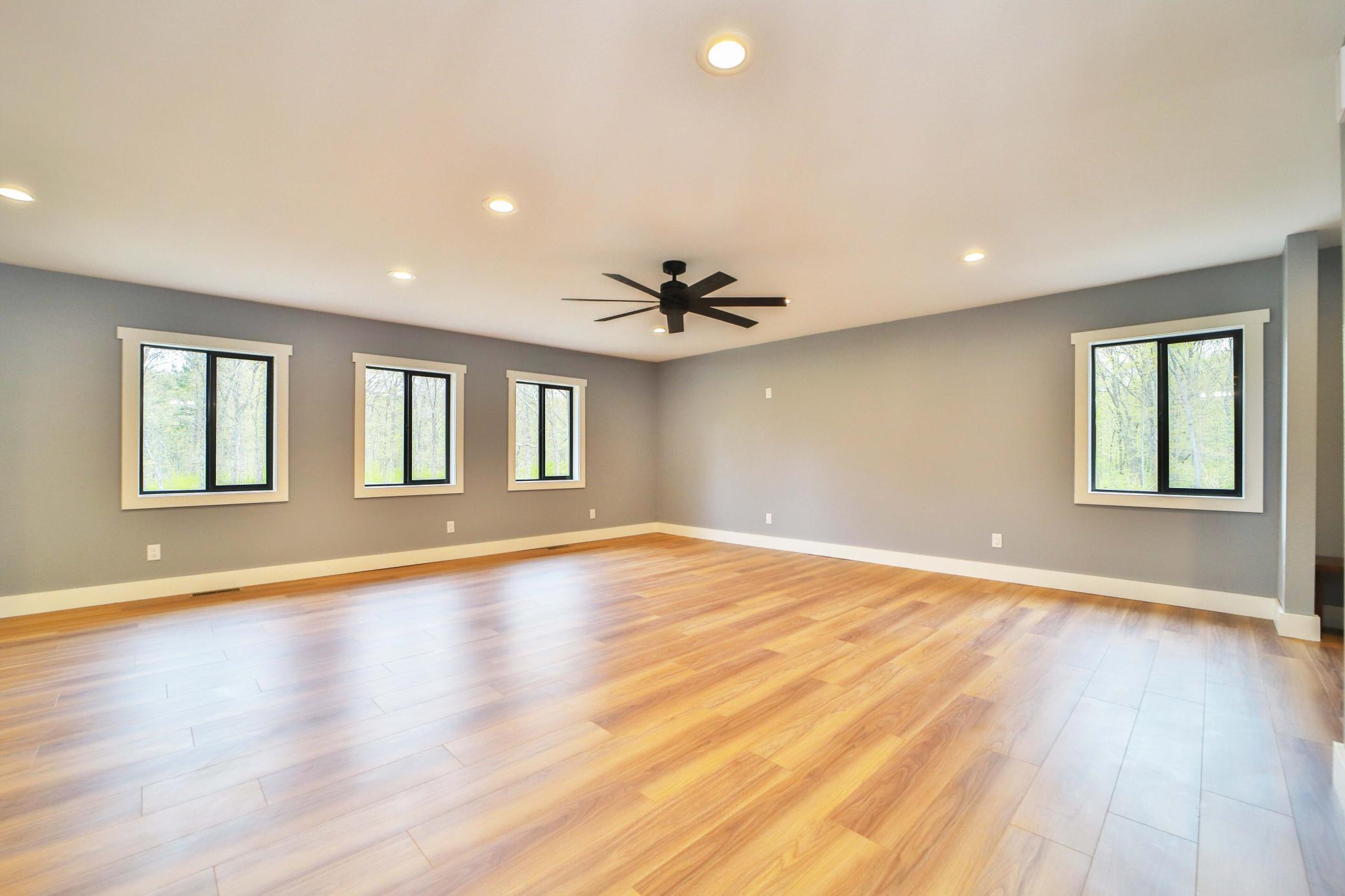 2026 single family home for sale at 10722 Brayton Road in Brainerd, MN — 3 bed, 3 bath (photo 18 of 55)