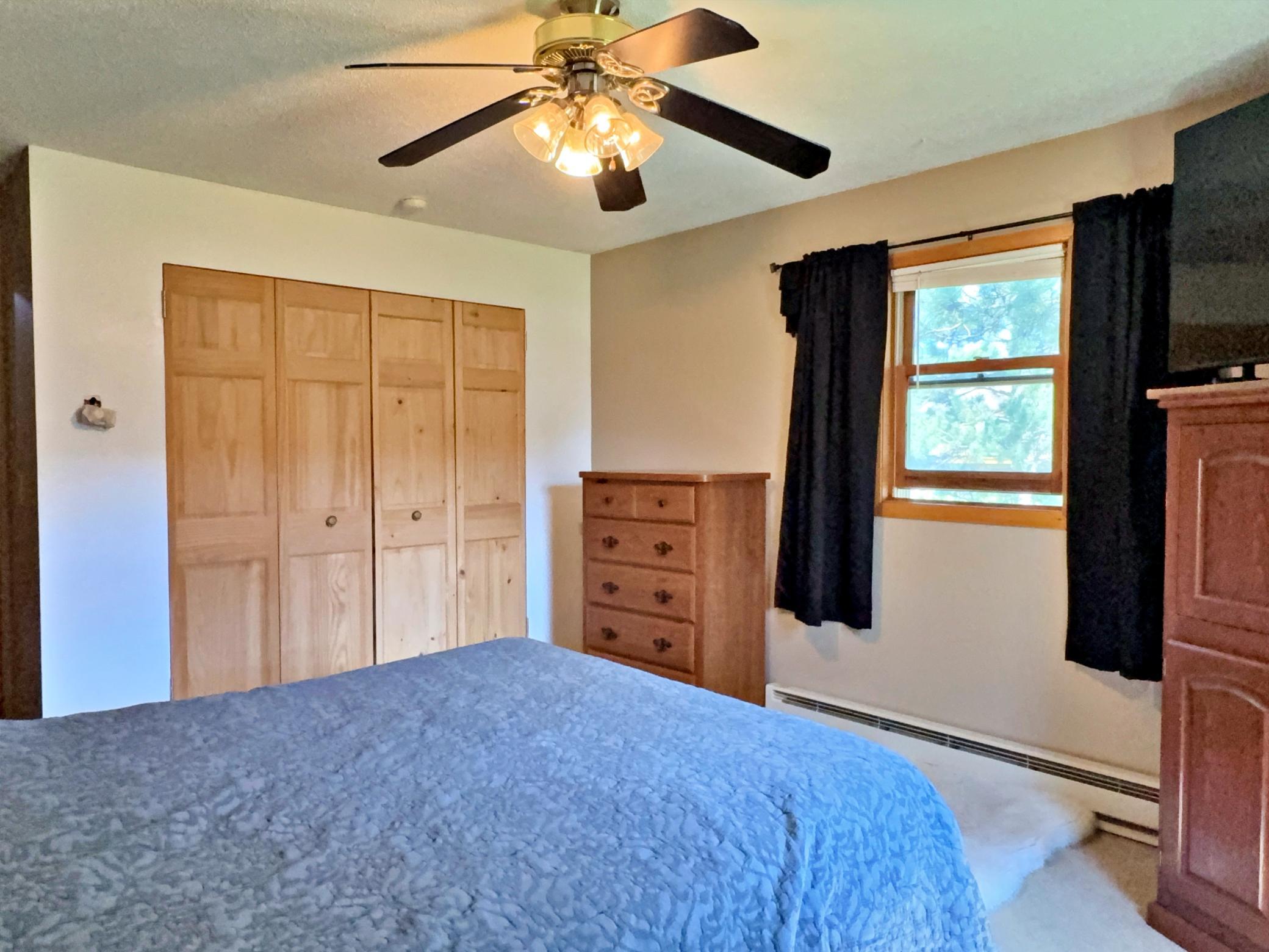 1990 single family home for sale at 702 Washington Avenue S in Park Rapids, MN — 3 bed, 2 bath (photo 12 of 22)