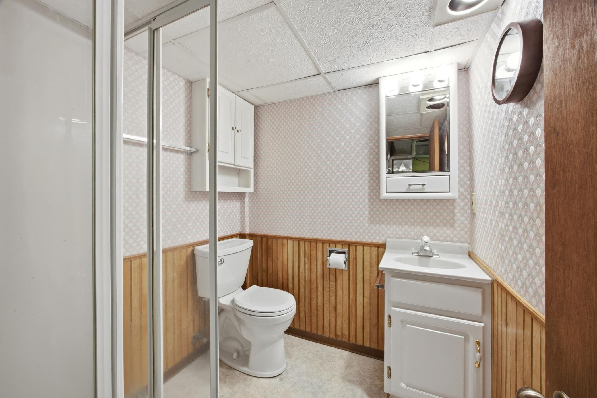 1950 single family home for sale at 105 16th Avenue N in Fargo, ND — 3 bed, 2 bath (photo 27 of 32)