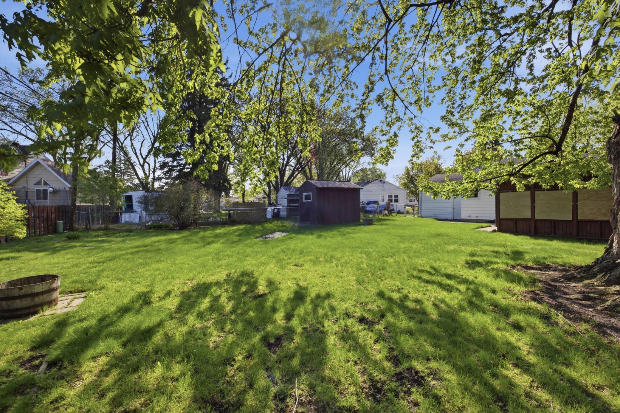 1950 single family home for sale at 105 16th Avenue N in Fargo, ND — 3 bed, 2 bath (photo 30 of 32)