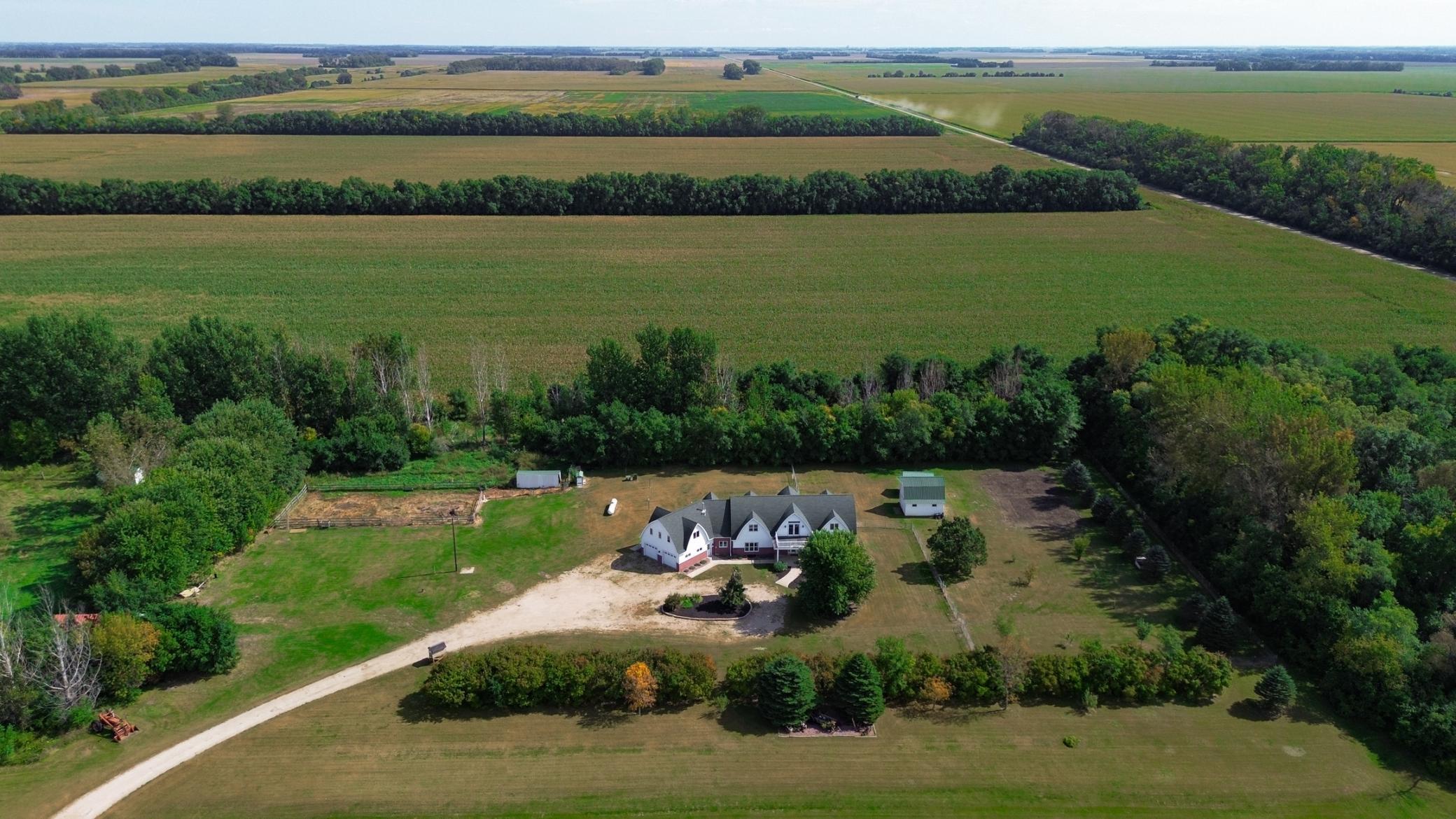 1999 single family home for sale at 7770 Highway 18 in Wyndmere, ND — 5 bed, 3 bath (photo 102 of 108)