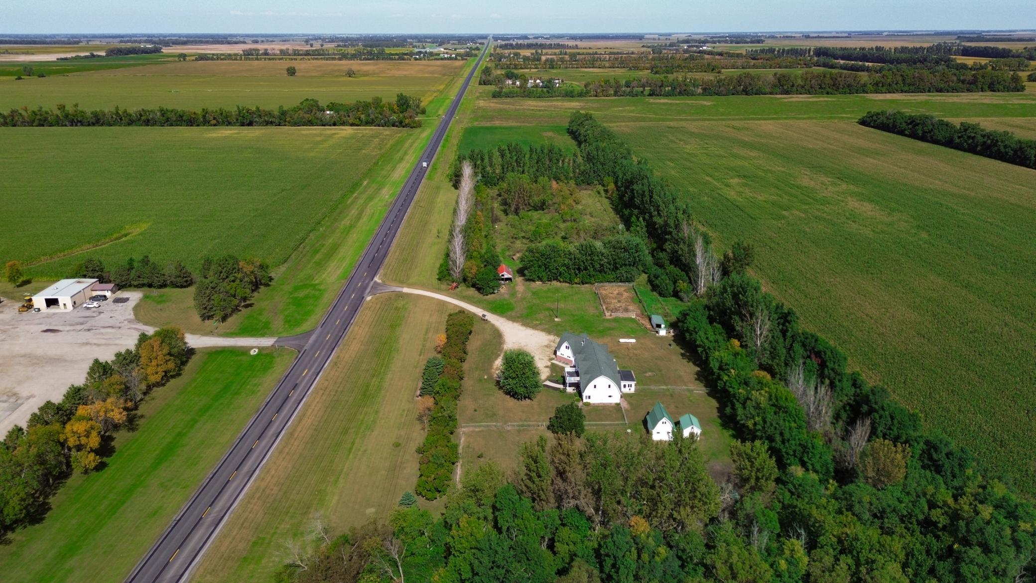 1999 single family home for sale at 7770 Highway 18 in Wyndmere, ND — 5 bed, 3 bath (photo 104 of 108)