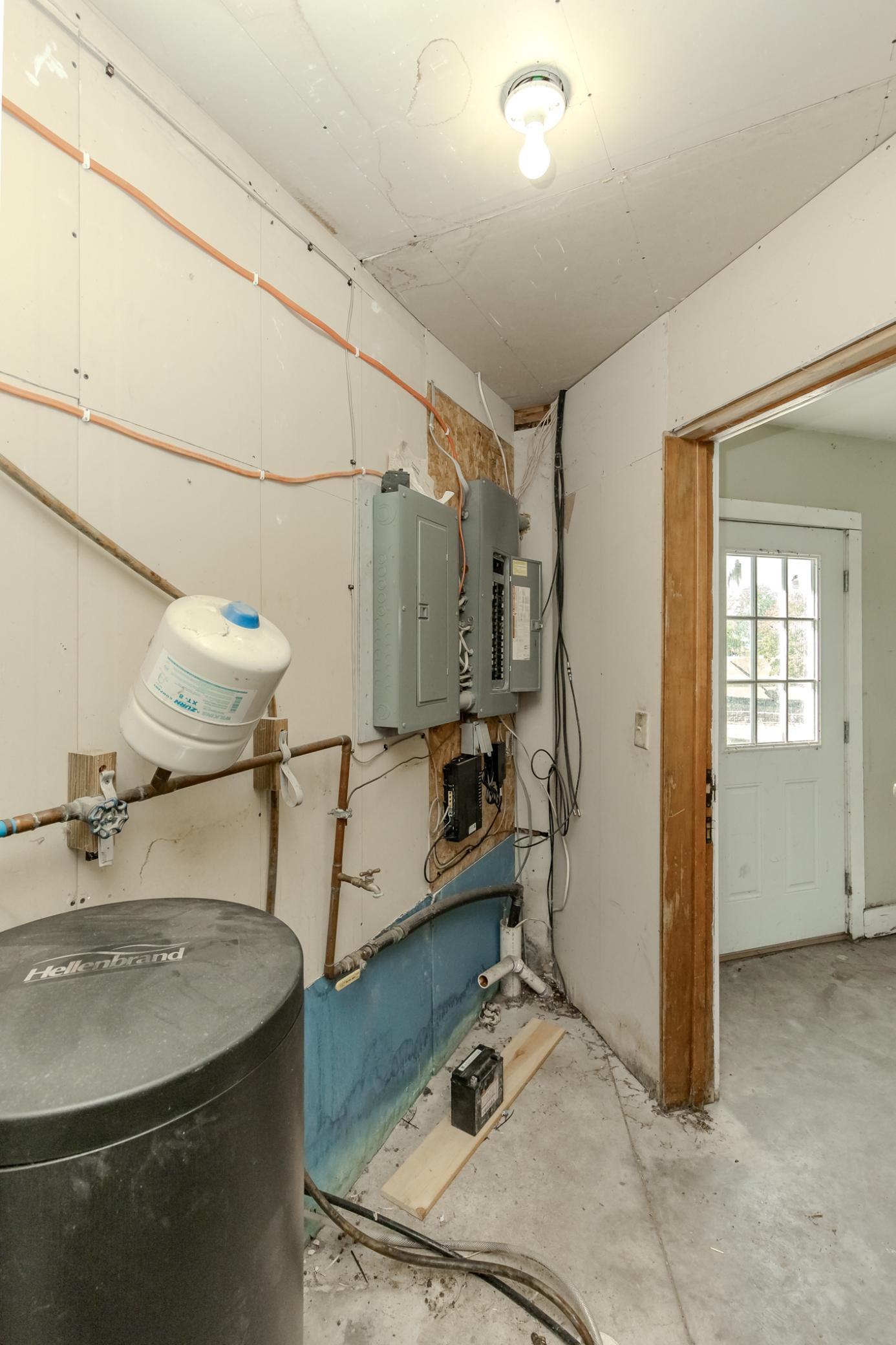 1999 single family home for sale at 7770 Highway 18 in Wyndmere, ND — 5 bed, 3 bath (photo 30 of 108)