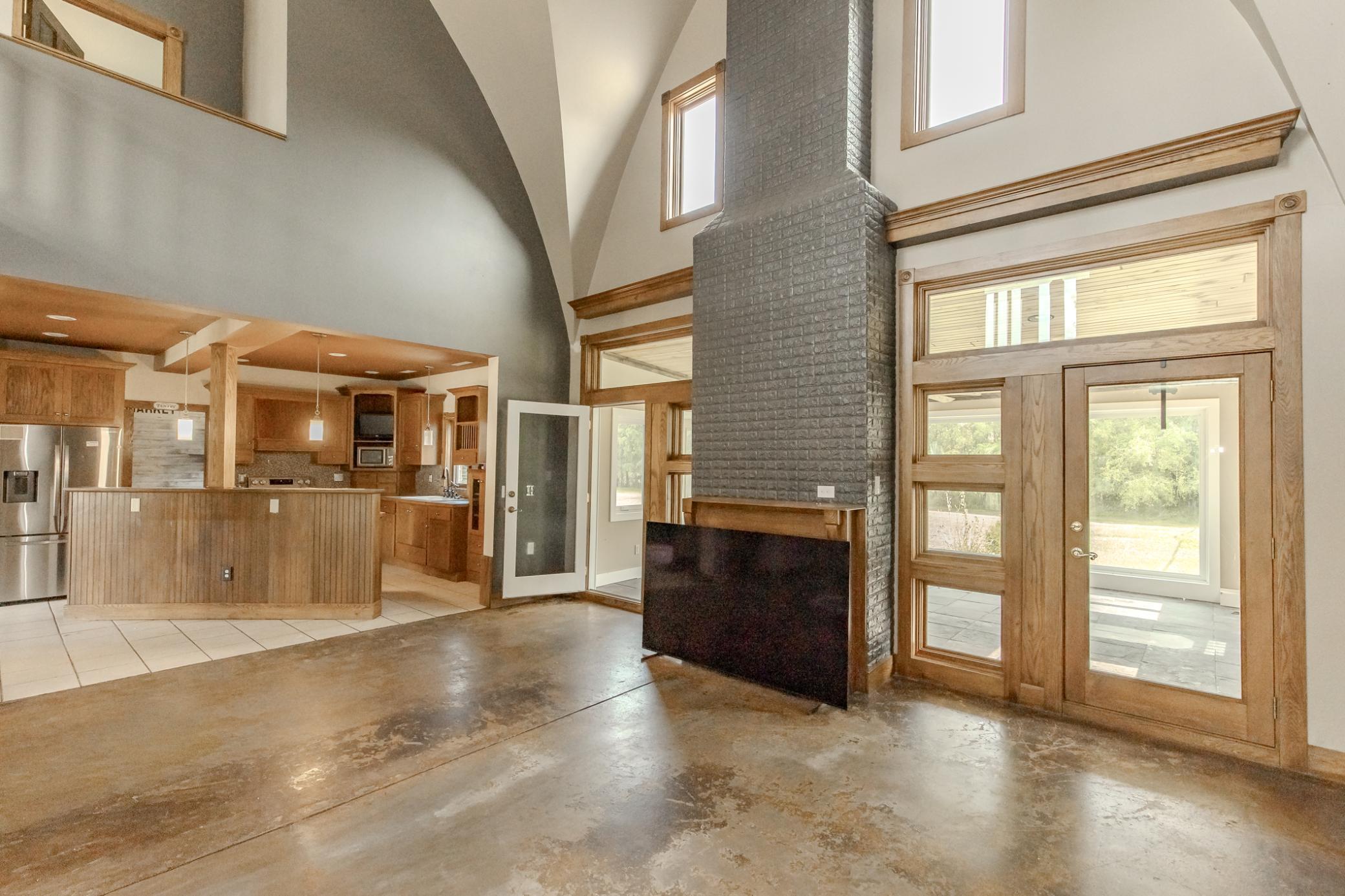 1999 single family home for sale at 7770 Highway 18 in Wyndmere, ND — 5 bed, 3 bath (photo 34 of 108)
