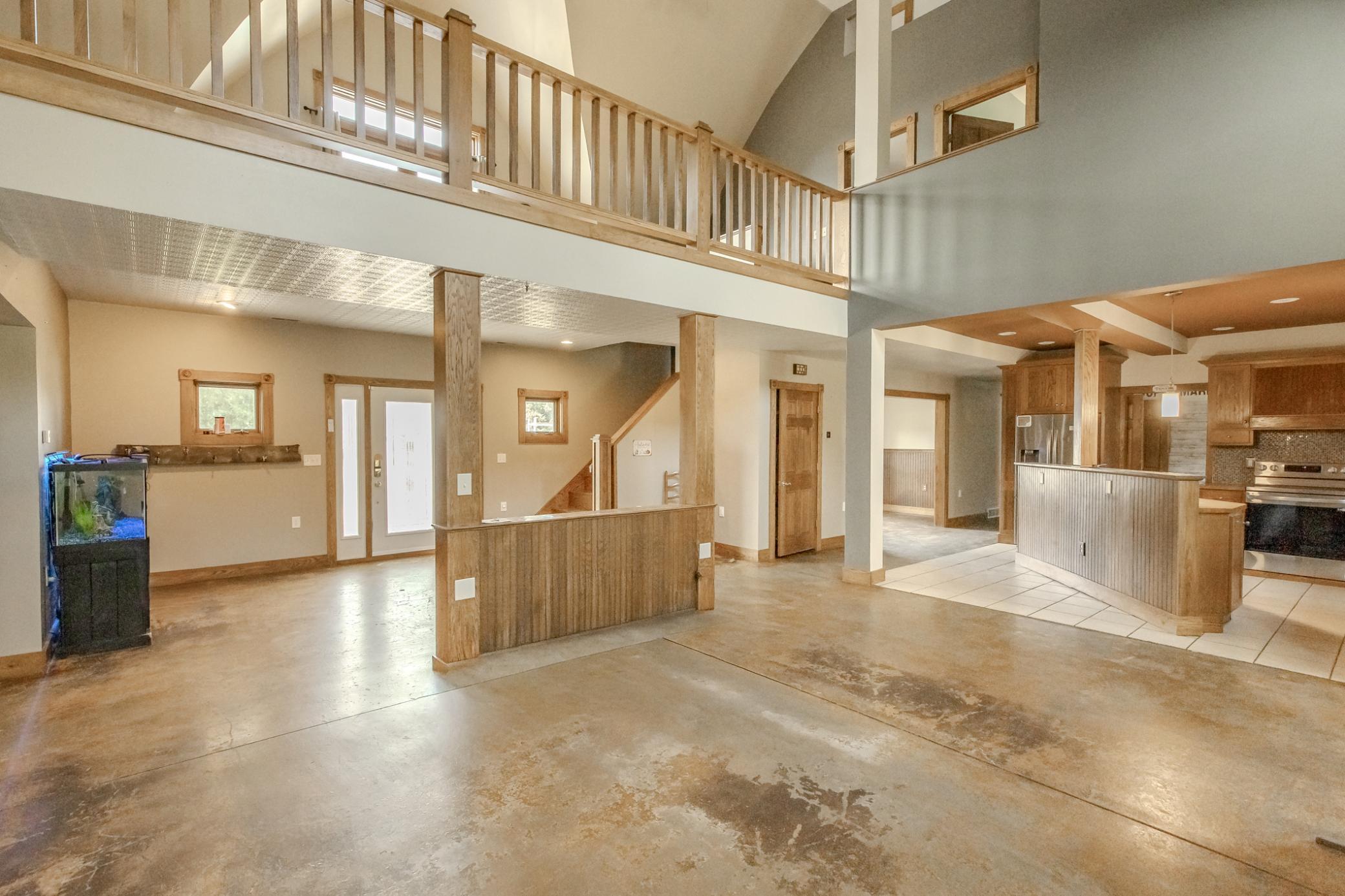 1999 single family home for sale at 7770 Highway 18 in Wyndmere, ND — 5 bed, 3 bath (photo 35 of 108)