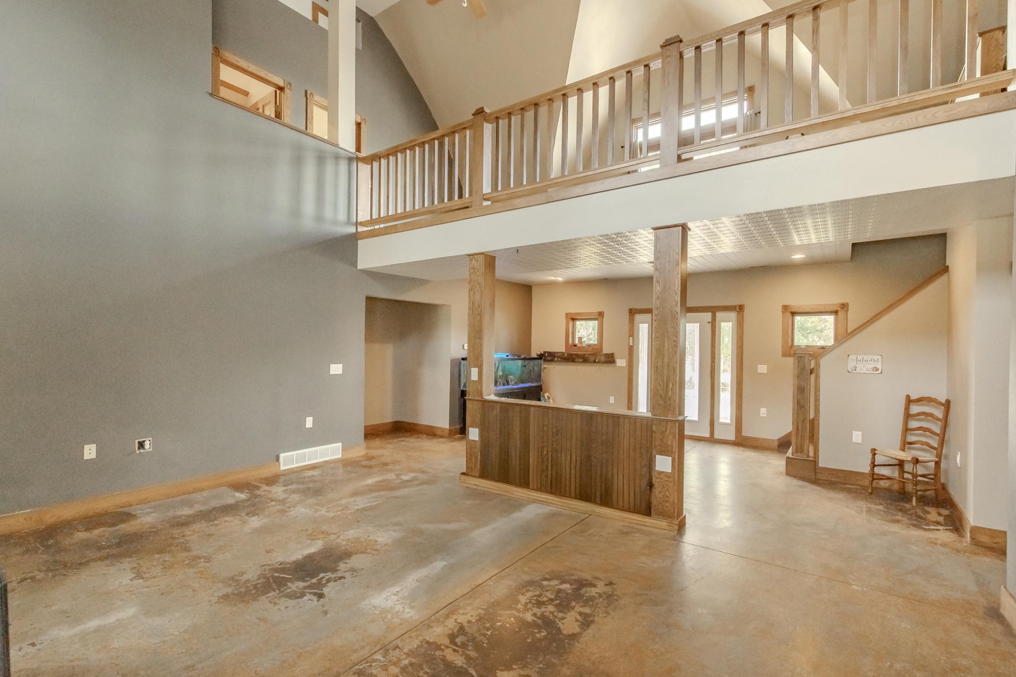 1999 single family home for sale at 7770 Highway 18 in Wyndmere, ND — 5 bed, 3 bath (photo 36 of 108)