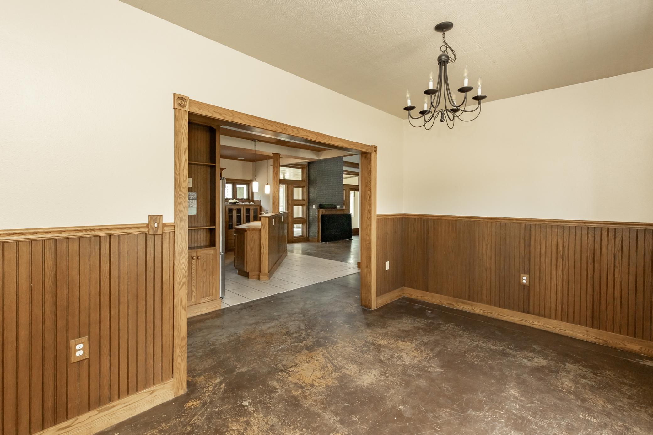 1999 single family home for sale at 7770 Highway 18 in Wyndmere, ND — 5 bed, 3 bath (photo 46 of 108)