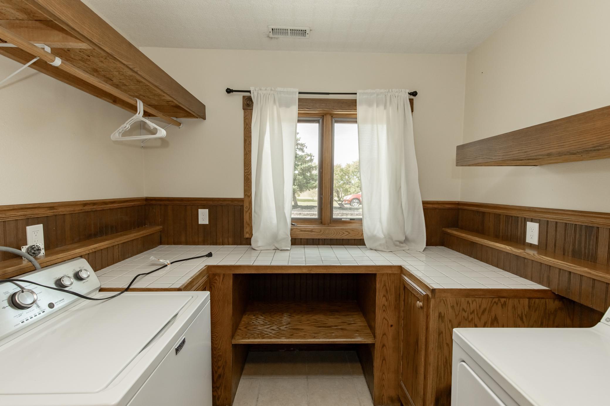 1999 single family home for sale at 7770 Highway 18 in Wyndmere, ND — 5 bed, 3 bath (photo 60 of 108)