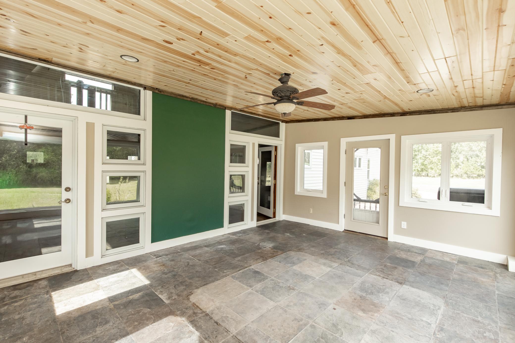 1999 single family home for sale at 7770 Highway 18 in Wyndmere, ND — 5 bed, 3 bath (photo 64 of 108)