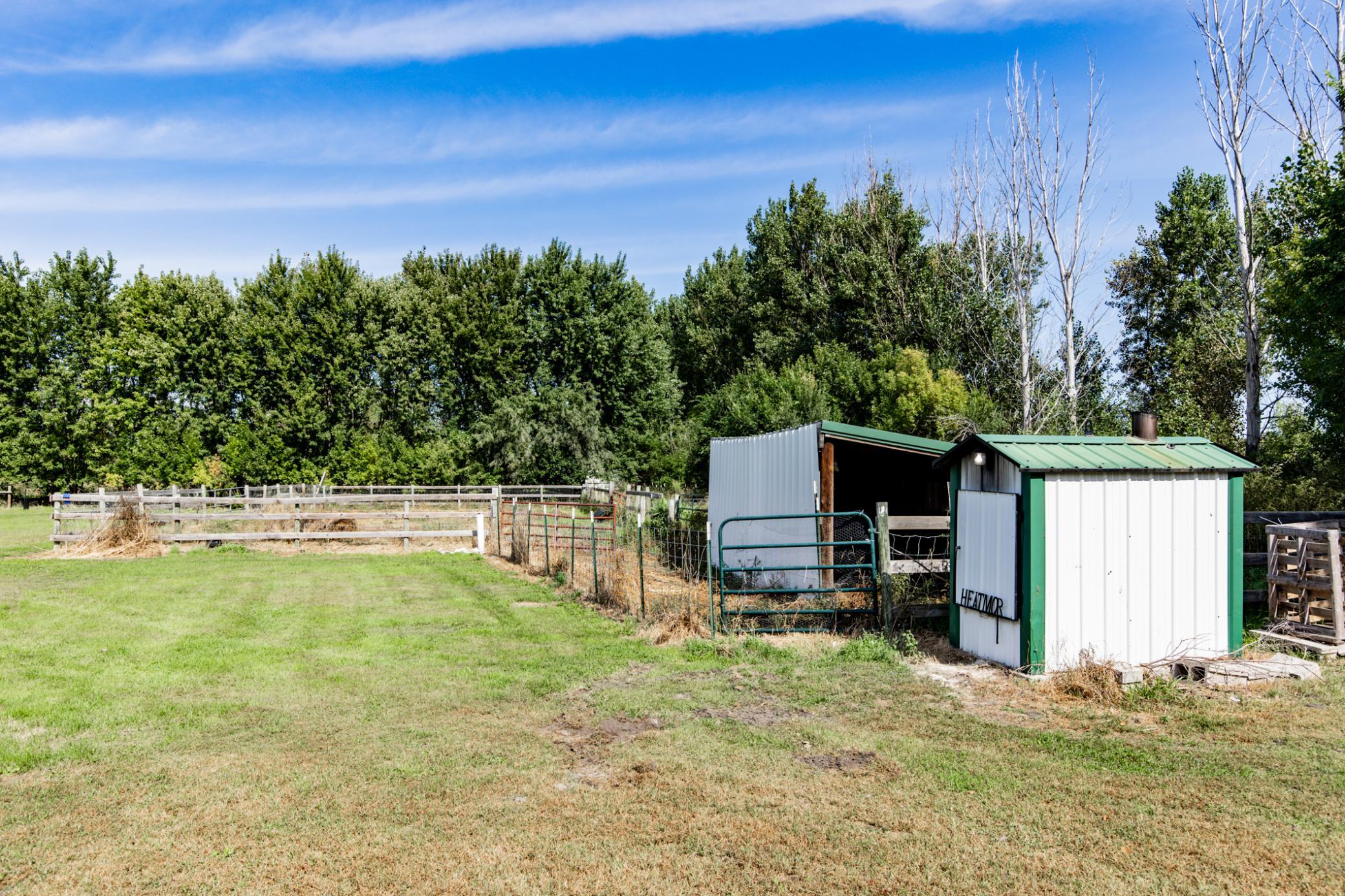 1999 single family home for sale at 7770 Highway 18 in Wyndmere, ND — 5 bed, 3 bath (photo 9 of 108)