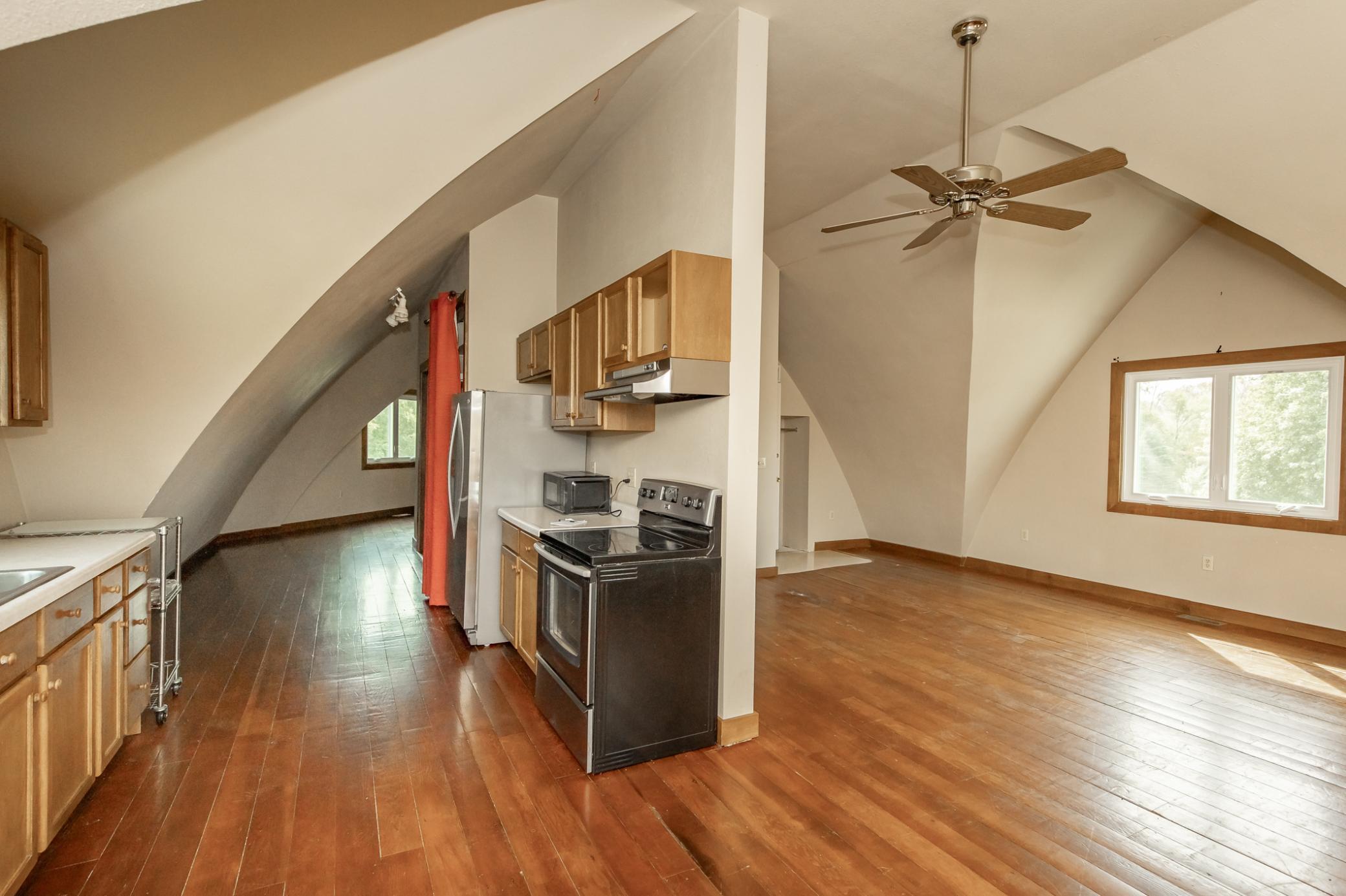 1999 single family home for sale at 7770 Highway 18 in Wyndmere, ND — 5 bed, 3 bath (photo 86 of 108)