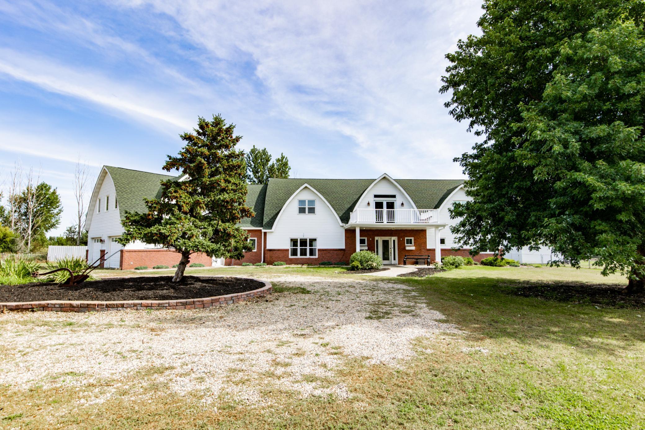 1999 single family home for sale at 7770 Highway 18 in Wyndmere, ND — 5 bed, 3 bath (photo 94 of 108)