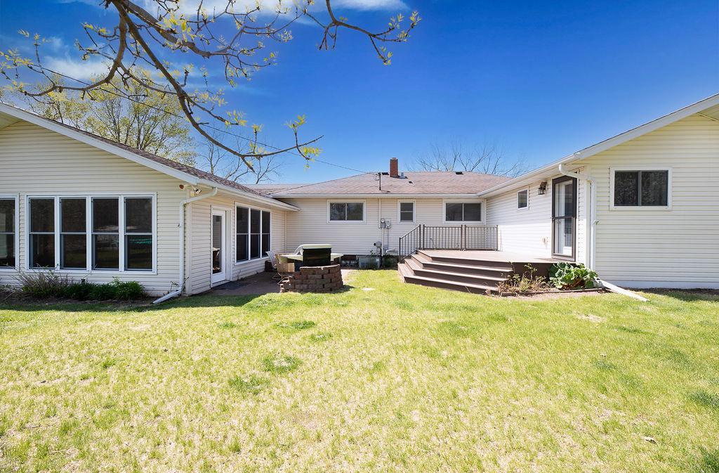 1964 single family home for sale at 403 Richwood Road in Detroit Lakes, MN — 5 bed, 3 bath (photo 55 of 55)