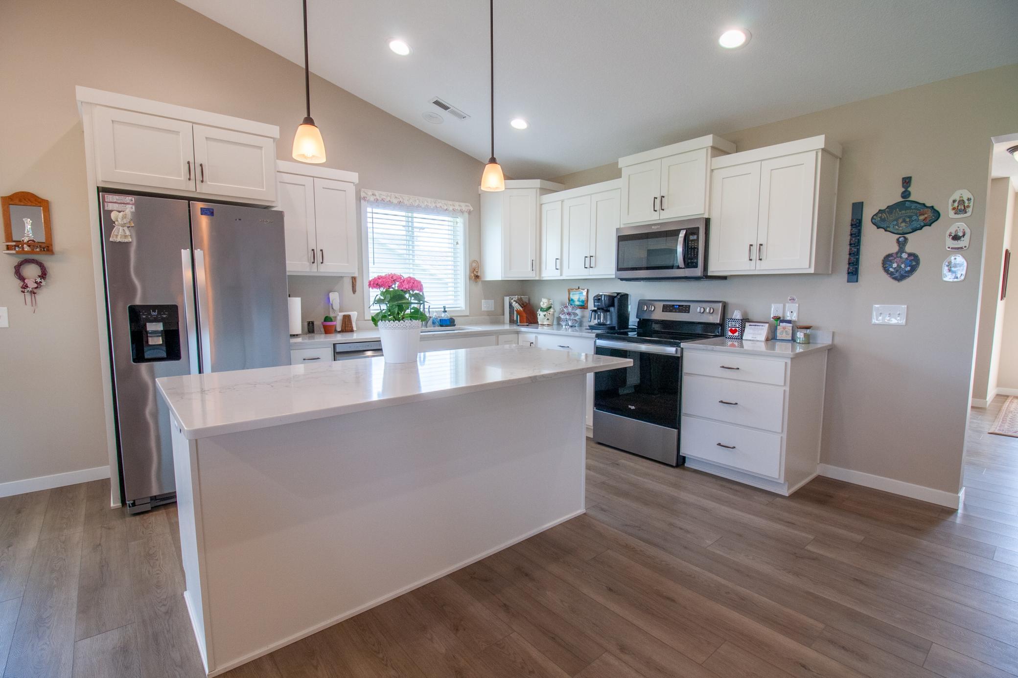 2020 twin home for sale at 1827 S Cascade Street in Fergus Falls, MN — 2 bed, 2 bath (photo 12 of 36)