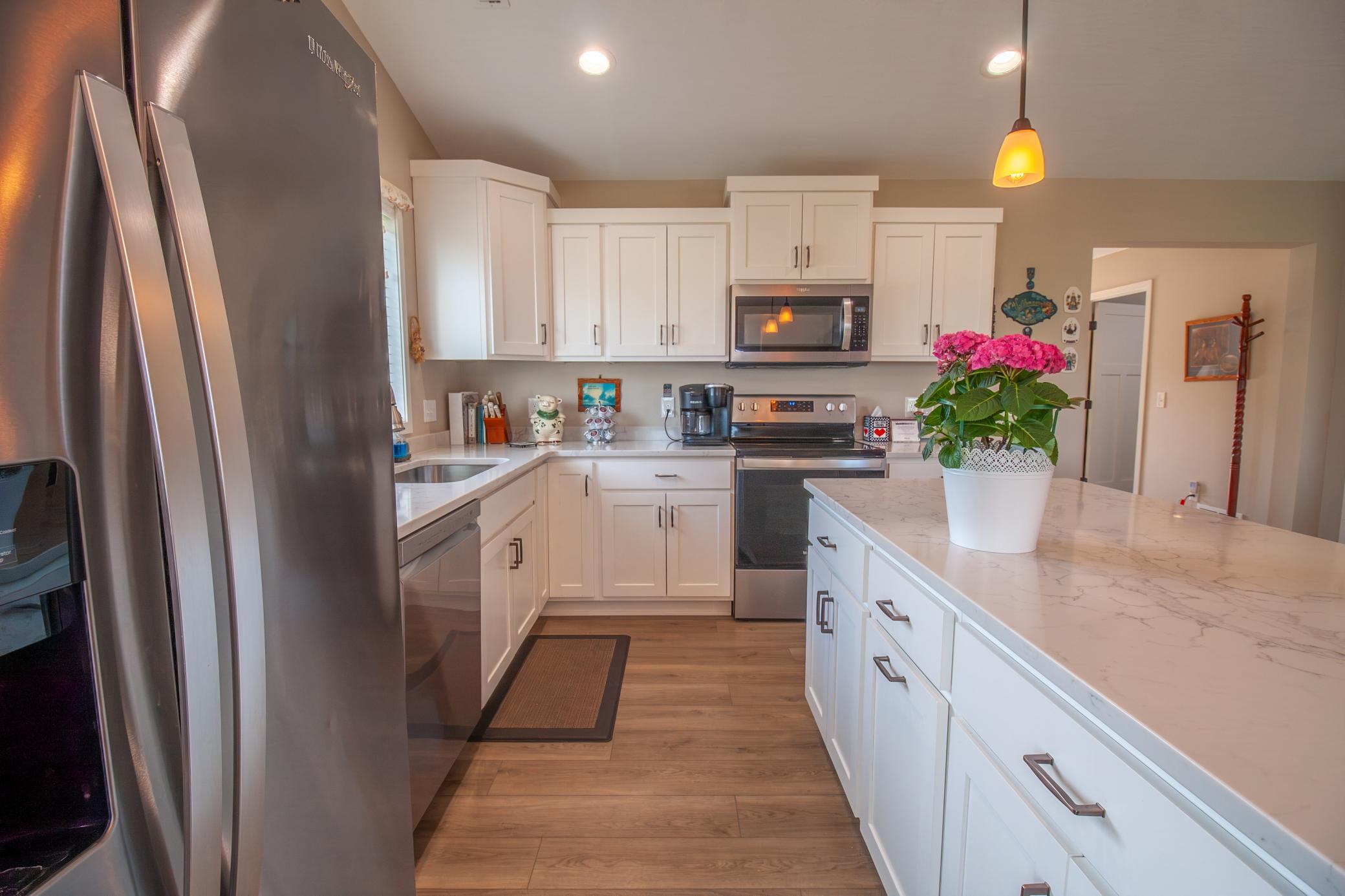 2020 twin home for sale at 1827 S Cascade Street in Fergus Falls, MN — 2 bed, 2 bath (photo 13 of 36)