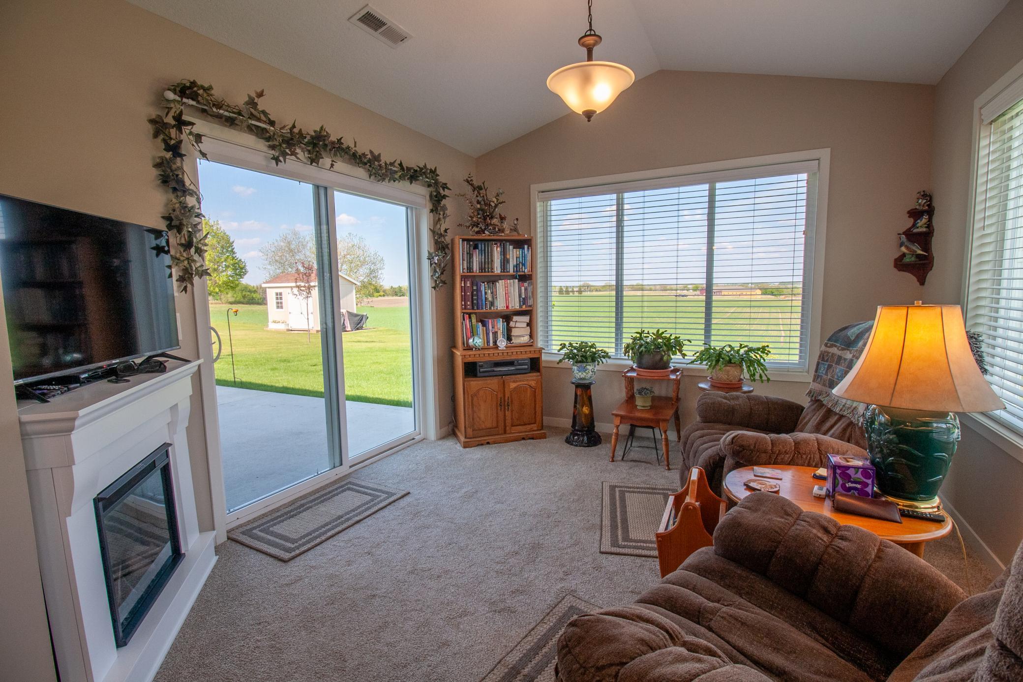 2020 twin home for sale at 1827 S Cascade Street in Fergus Falls, MN — 2 bed, 2 bath (photo 23 of 36)