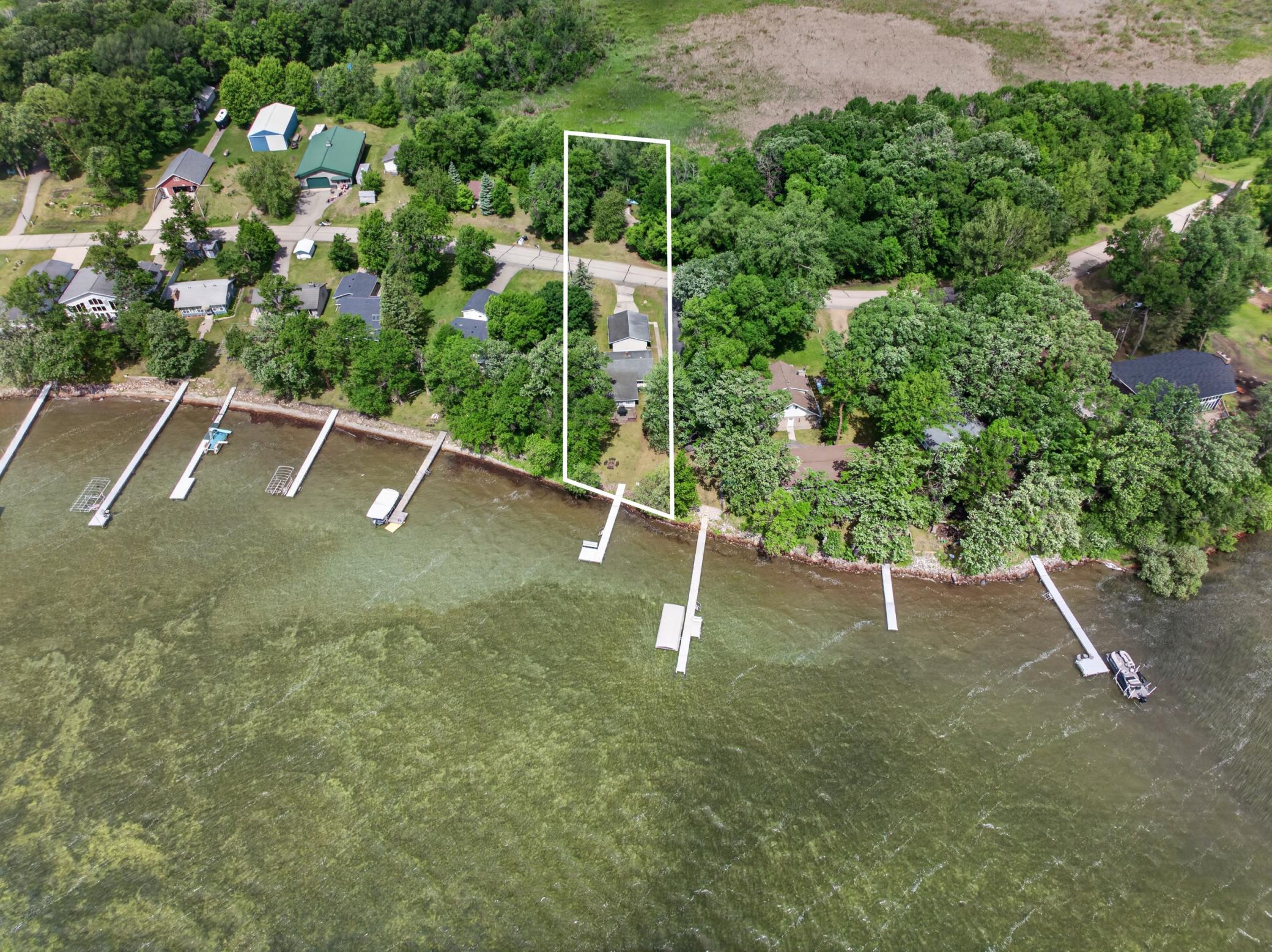 1968 single family home for sale at 22465 Seifert Beach Road in Pelican Rapids, MN — 3 bed, 1 bath (photo 3 of 33)