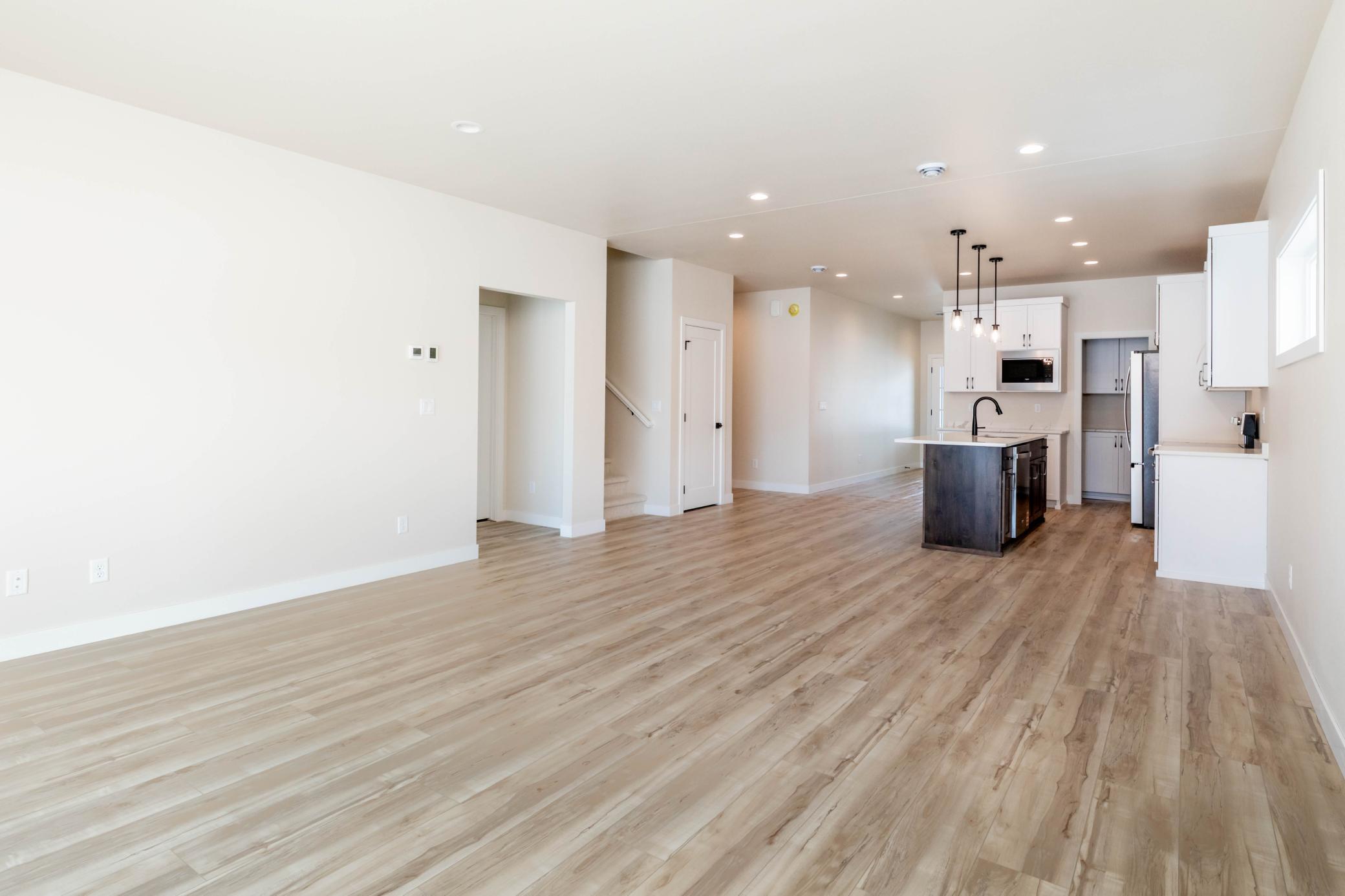 2025 single family home for sale at 520 Leonard Street in Hawley, MN — 3 bed, 3 bath (photo 12 of 49)