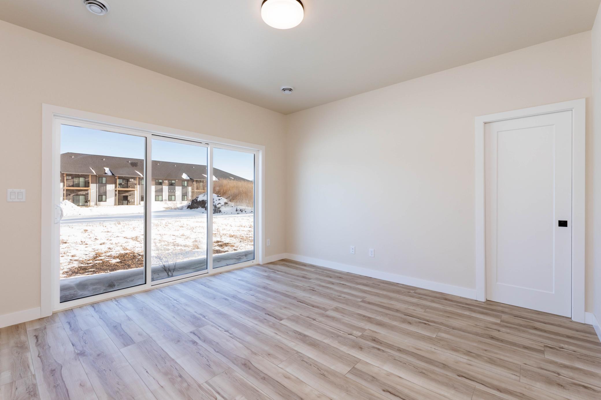 2025 single family home for sale at 520 Leonard Street in Hawley, MN — 3 bed, 3 bath (photo 19 of 49)