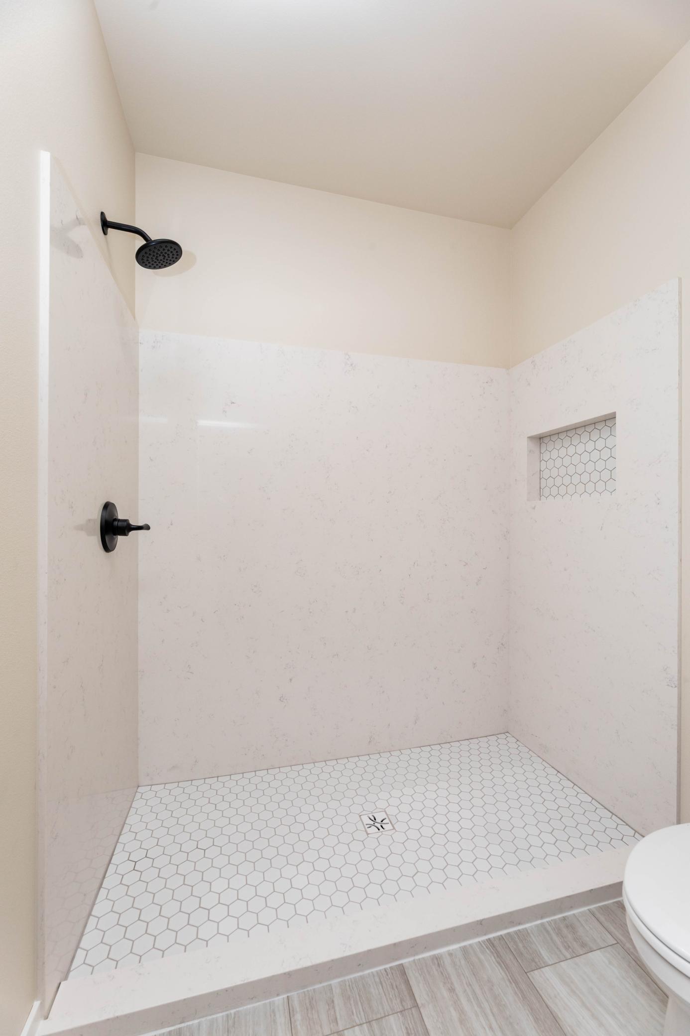2025 single family home for sale at 520 Leonard Street in Hawley, MN — 3 bed, 3 bath (photo 24 of 49)