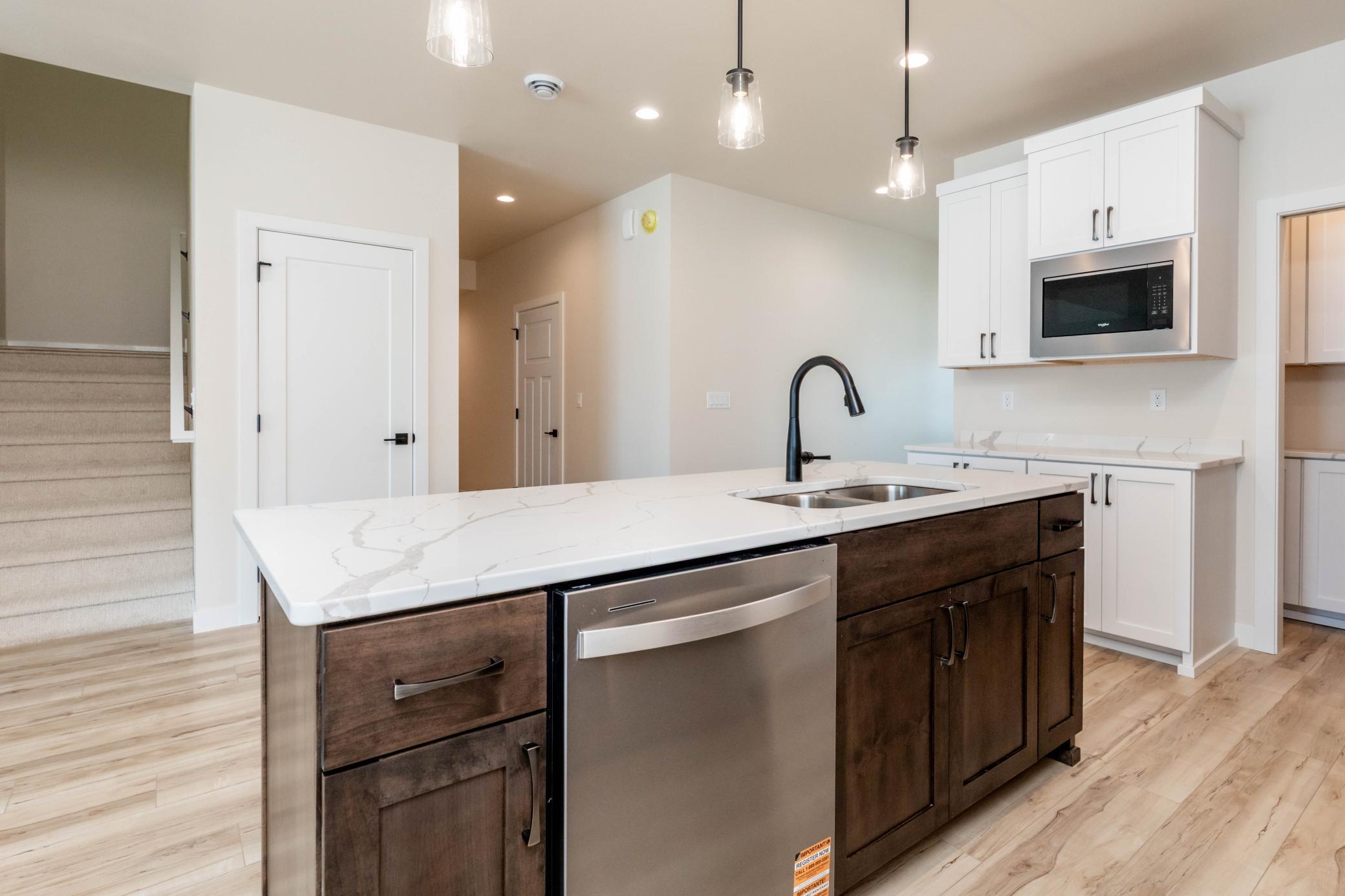 2025 single family home for sale at 520 Leonard Street in Hawley, MN — 3 bed, 3 bath (photo 10 of 49)