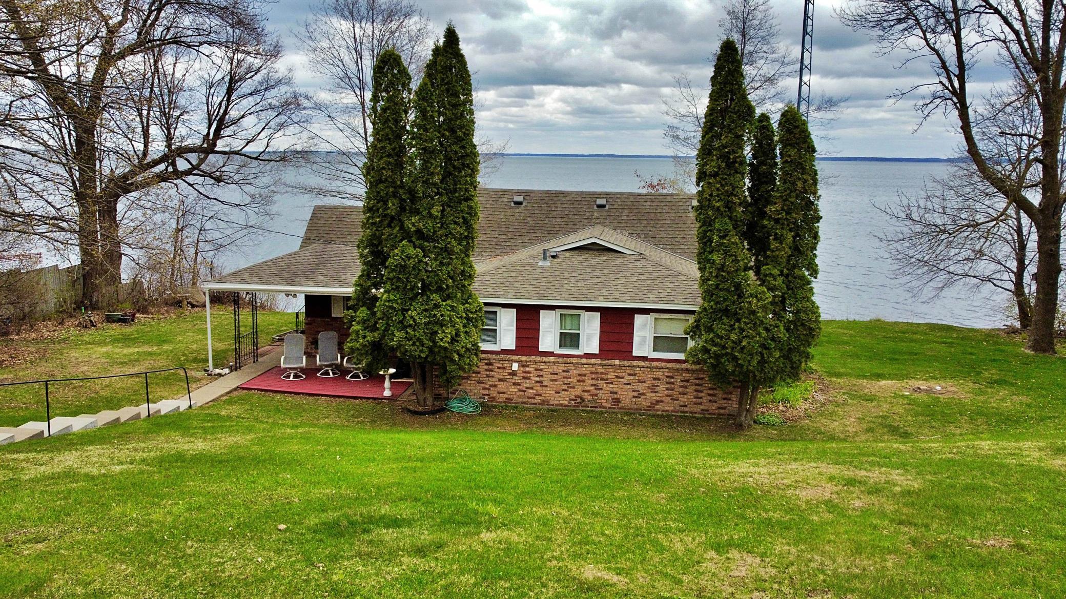 1954 single family home for sale at 44461 Conifer Street in Aitkin, MN — 2 bed, 2 bath (photo 7 of 47)