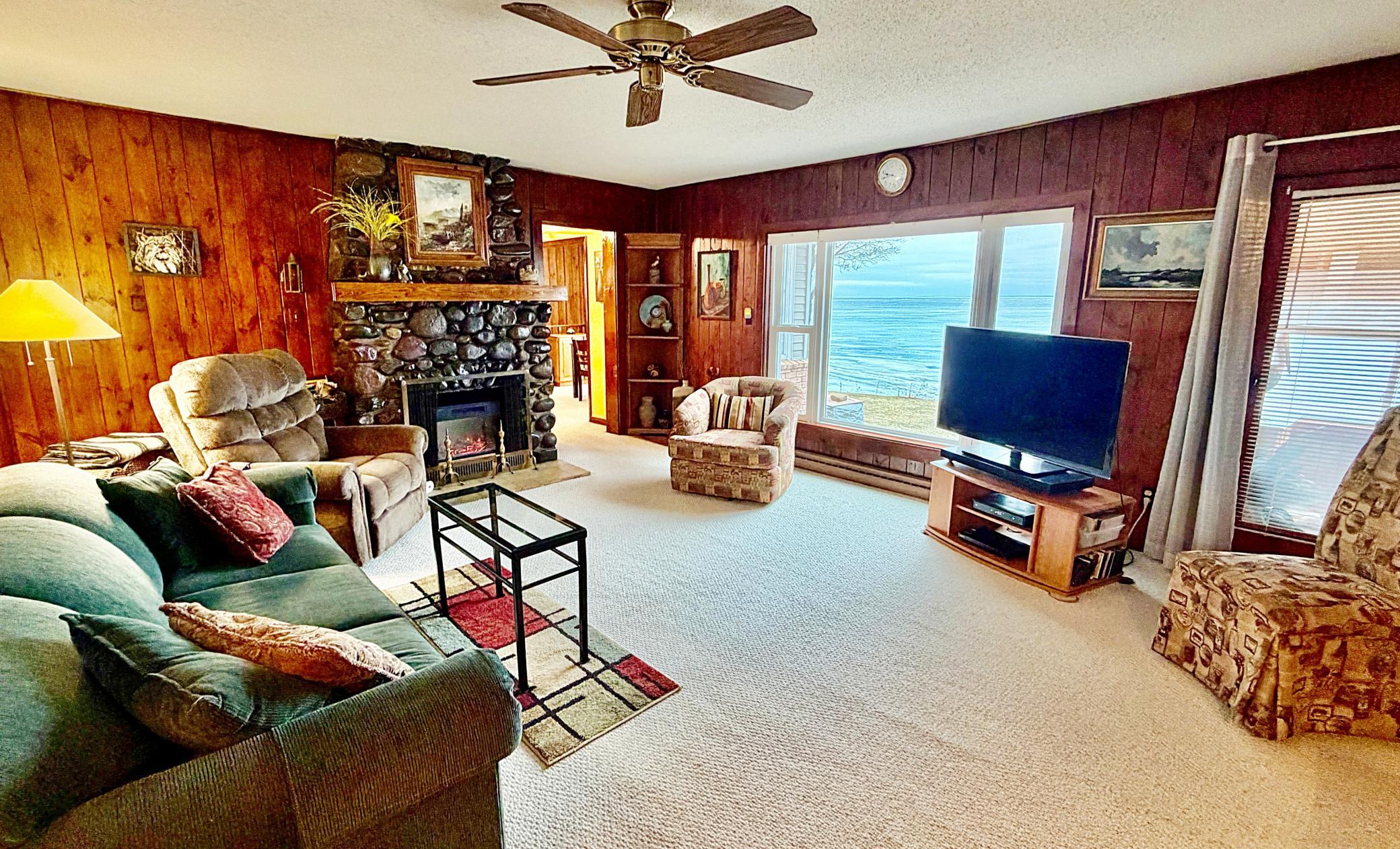 1954 single family home for sale at 44461 Conifer Street in Aitkin, MN — 2 bed, 2 bath (photo 9 of 47)