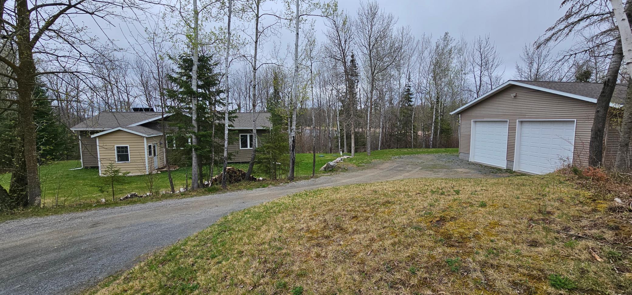 2015 single family home for sale at 1735 Arborvitae Lane NE in Bemidji, MN — 3 bed, 2 bath (photo 2 of 37)