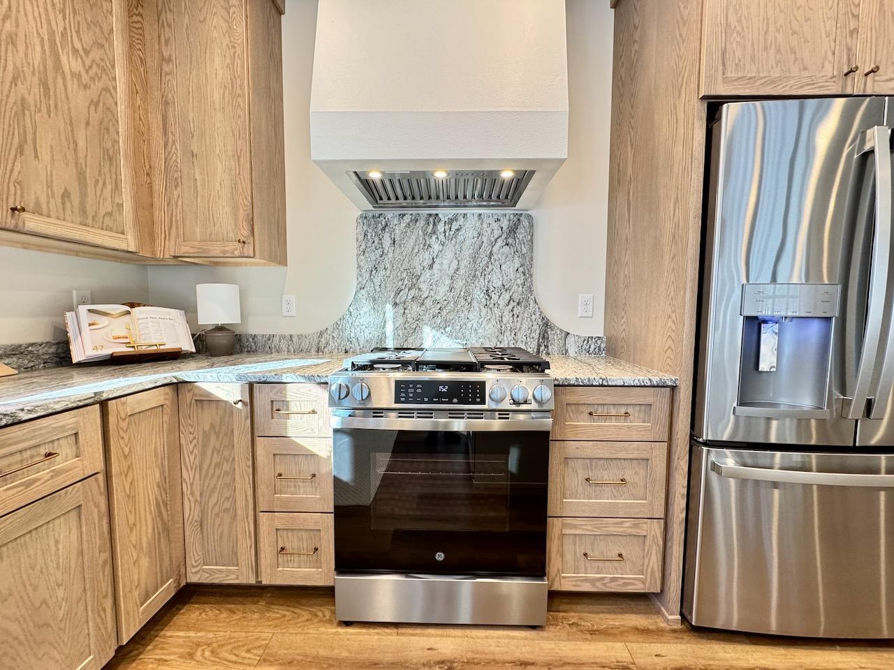 2024 single family home for sale at 37538 Norwood Lane in Battle Lake, MN — 3 bed, 3 bath (photo 11 of 49)