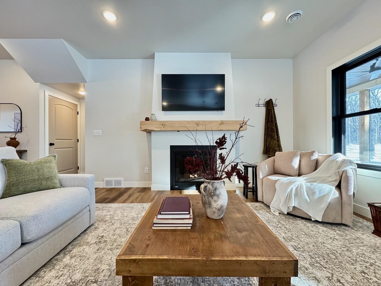 2024 single family home for sale at 37538 Norwood Lane in Battle Lake, MN — 3 bed, 3 bath (photo 15 of 49)