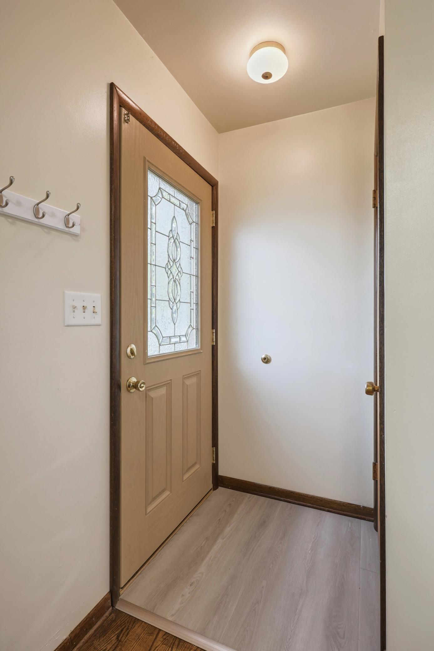 1959 single family home for sale at 1401 19th Street S in Fargo, ND — 5 bed, 3 bath (photo 11 of 54)