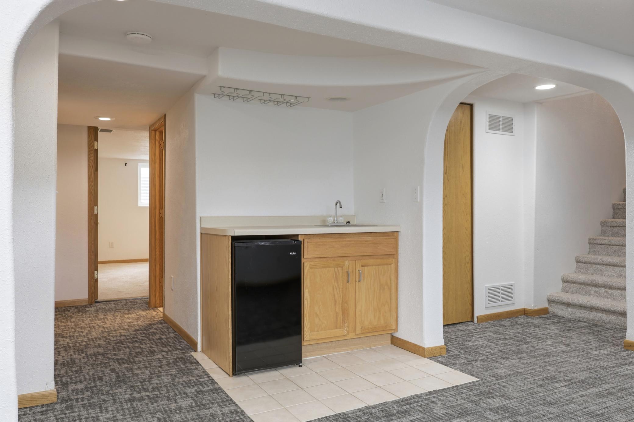 1959 single family home for sale at 1401 19th Street S in Fargo, ND — 5 bed, 3 bath (photo 31 of 54)