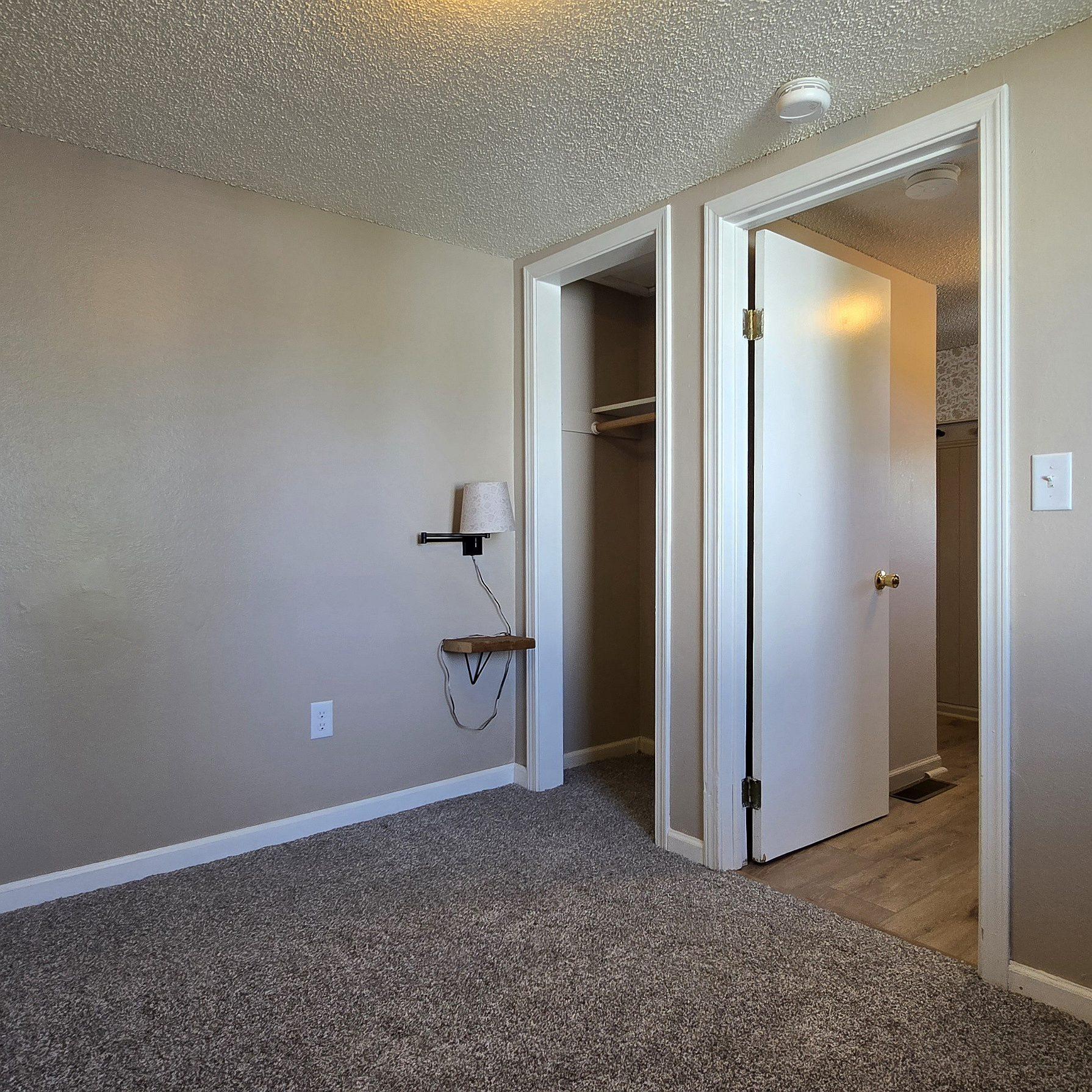 1900 single family home for sale at 707 Irvine Avenue NW in Bemidji, MN — 3 bed, 1 bath (photo 8 of 22)
