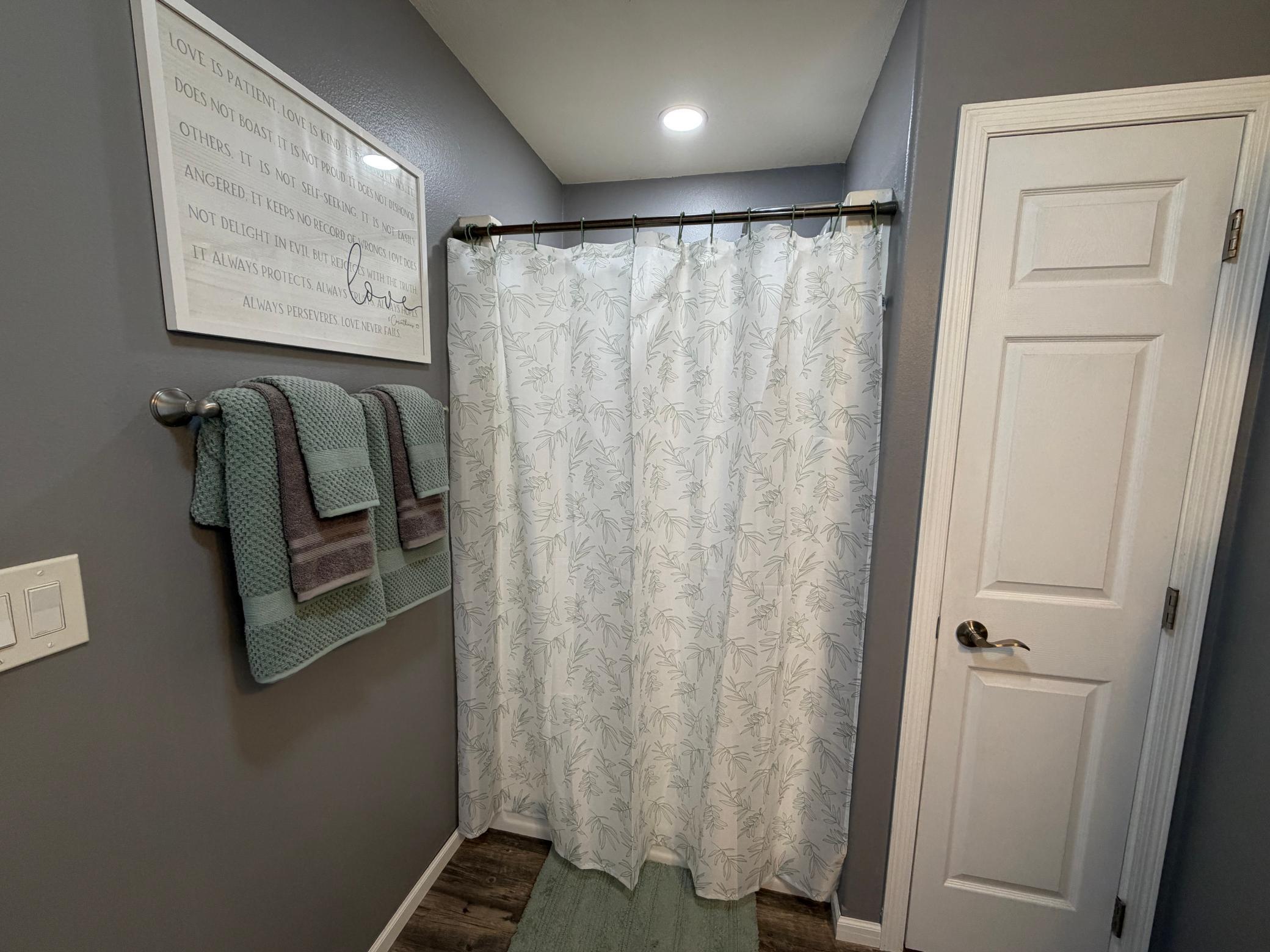 2000 single family home for sale at 701 Lincoln Street in Lisbon, ND — 4 bed, 4 bath (photo 12 of 45)