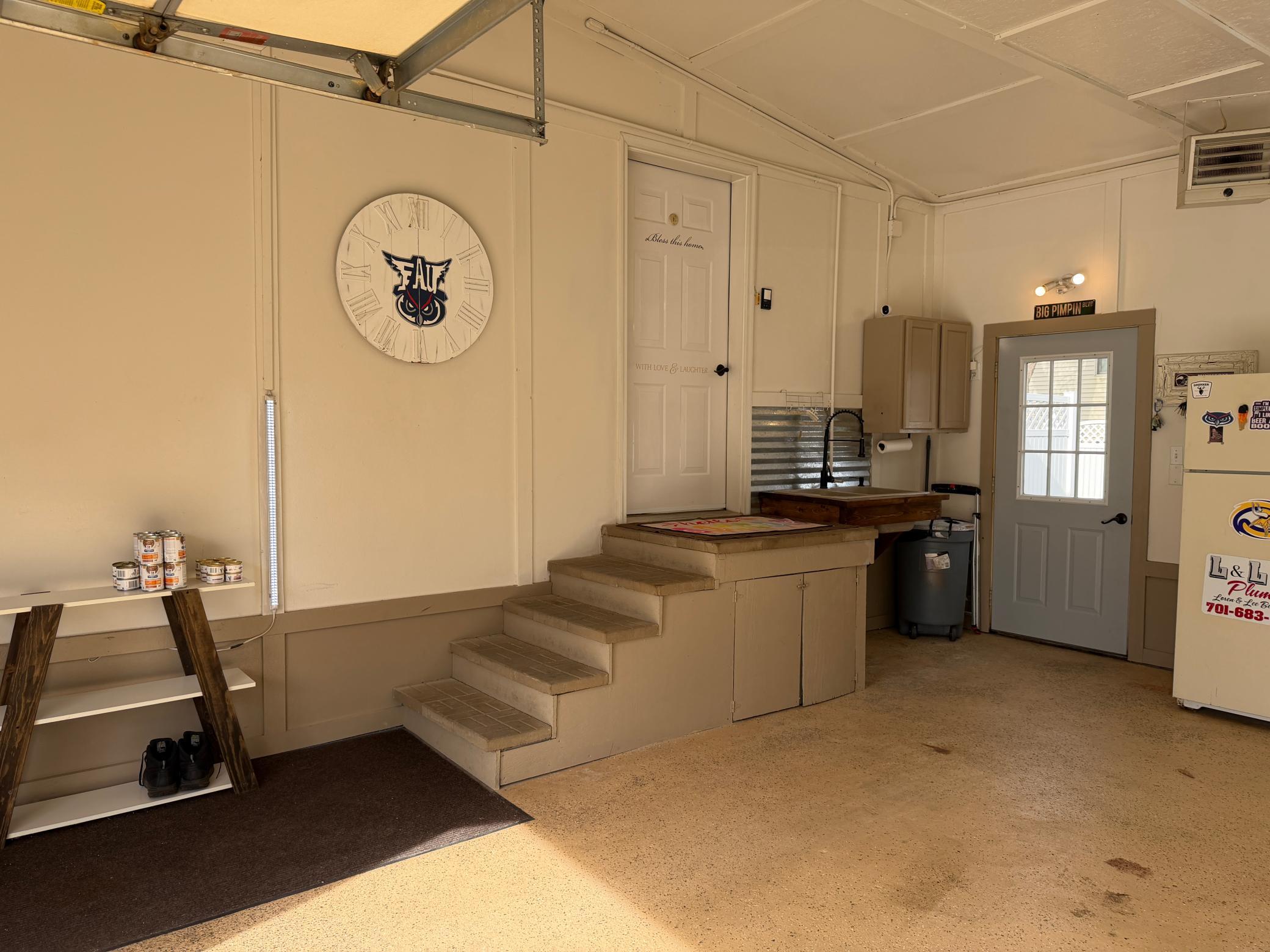 2000 single family home for sale at 701 Lincoln Street in Lisbon, ND — 4 bed, 4 bath (photo 33 of 45)